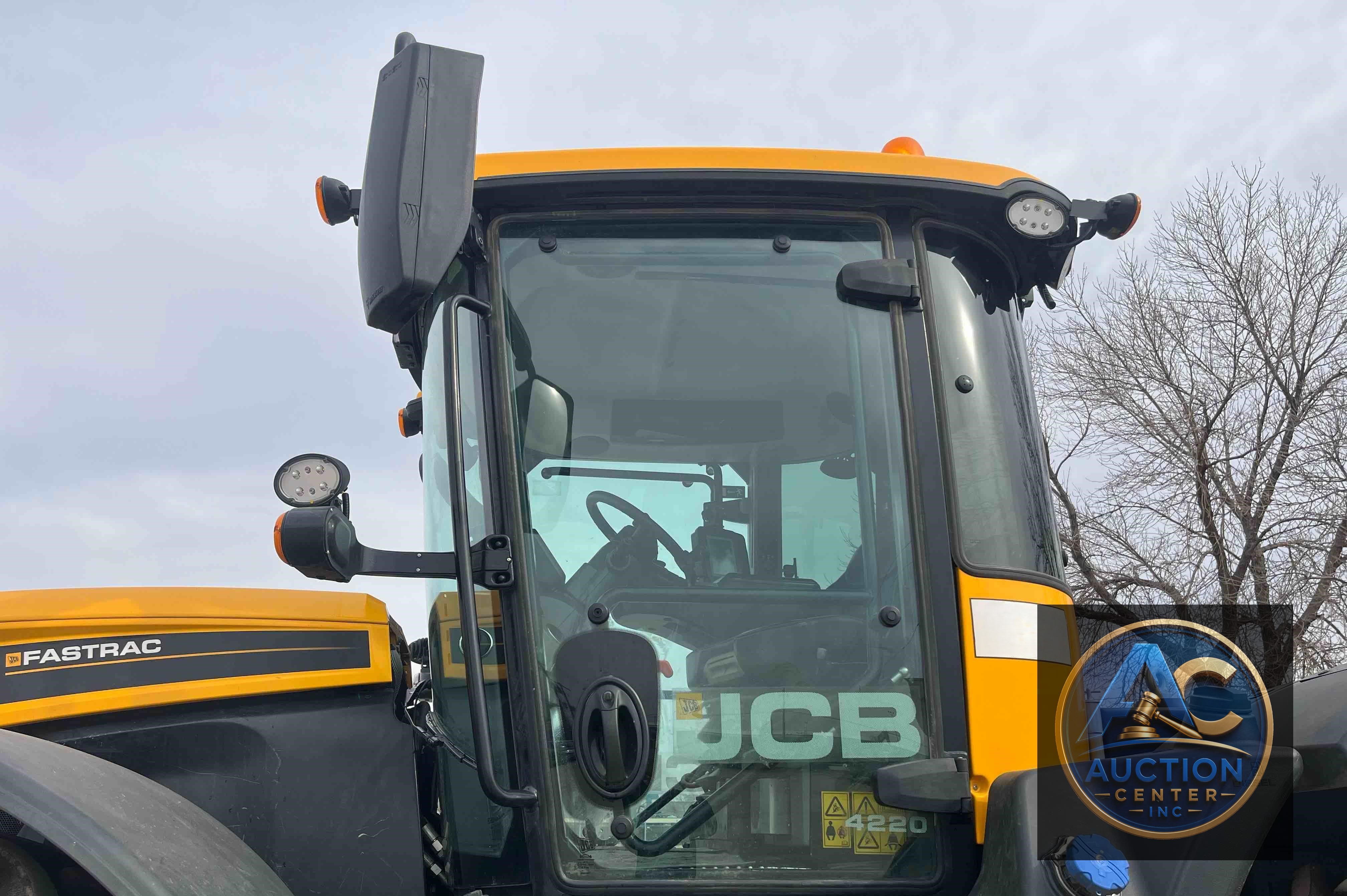 2020 Jcb 4220