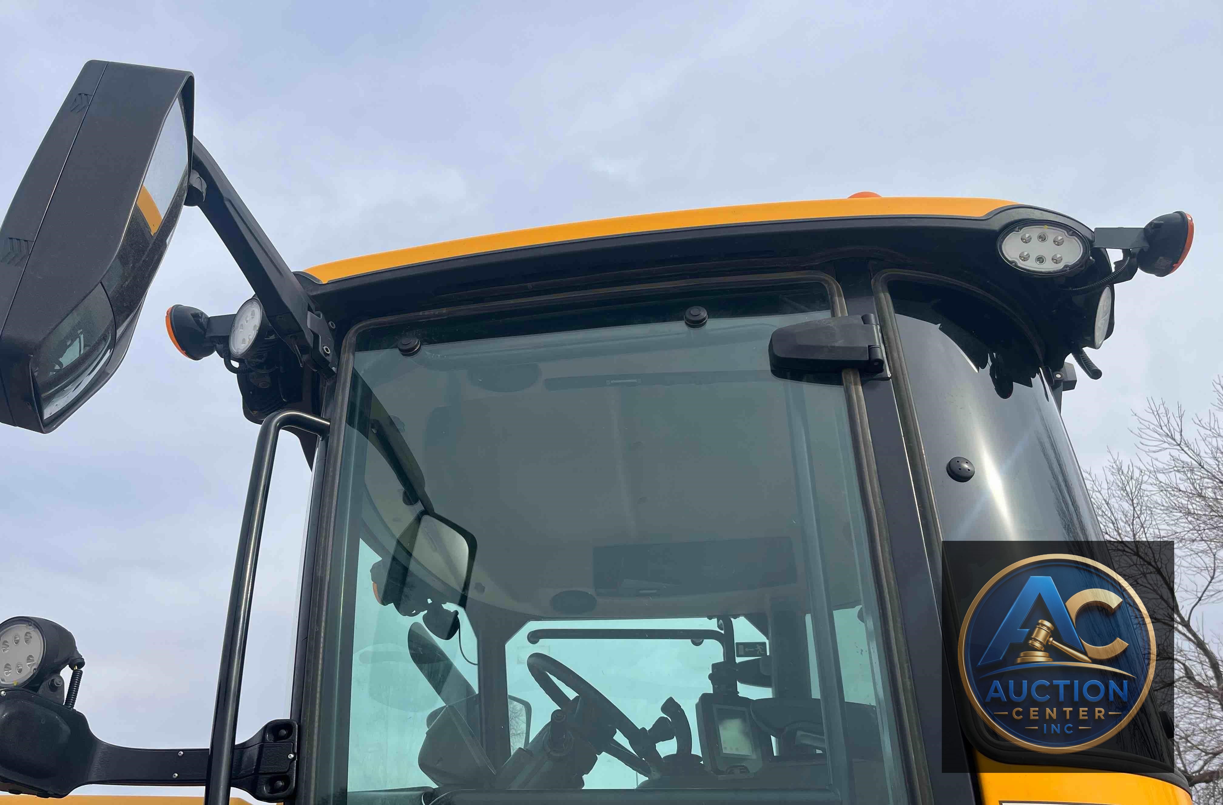 2020 Jcb 4220