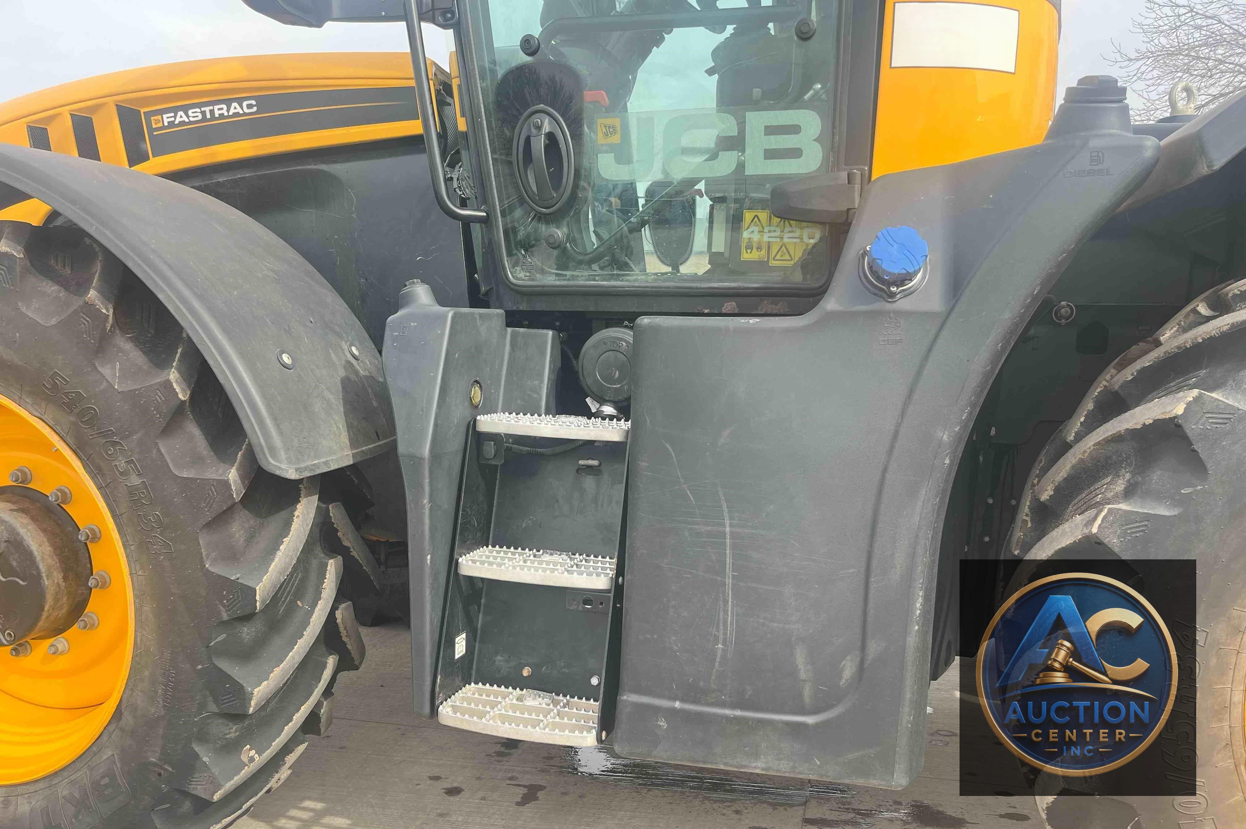 2020 Jcb 4220