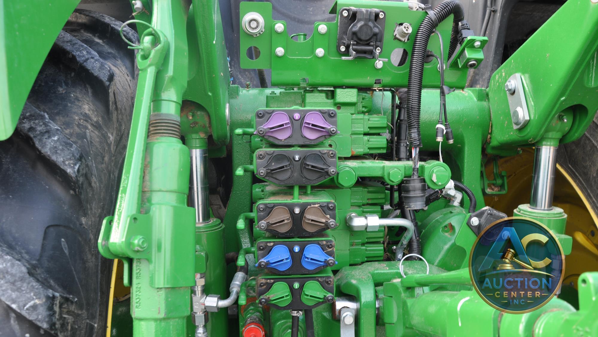 2022 John Deere 9R 440