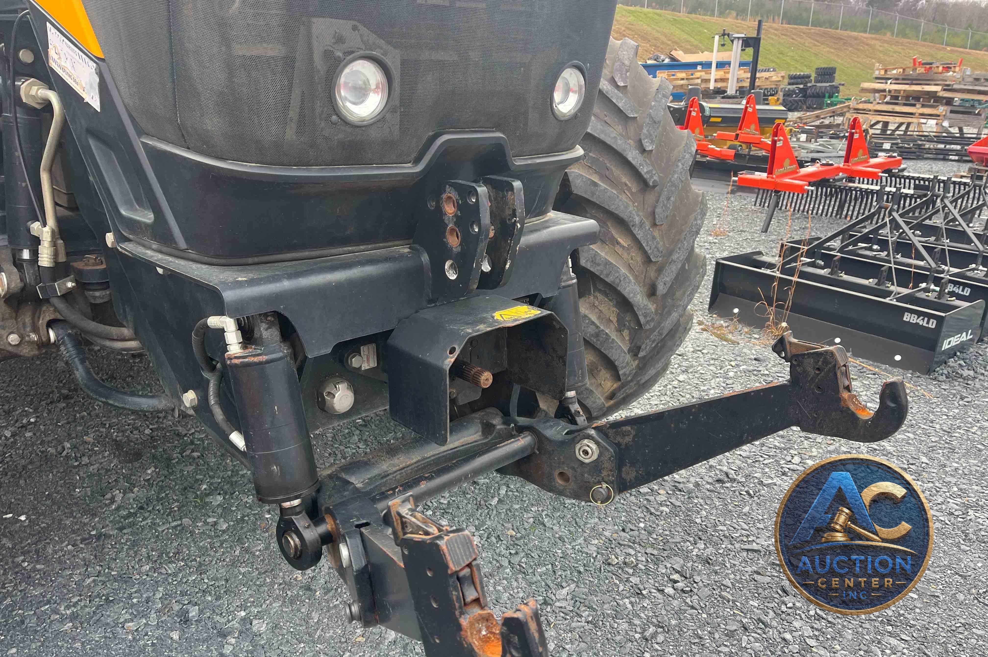 2020 JCB 8330