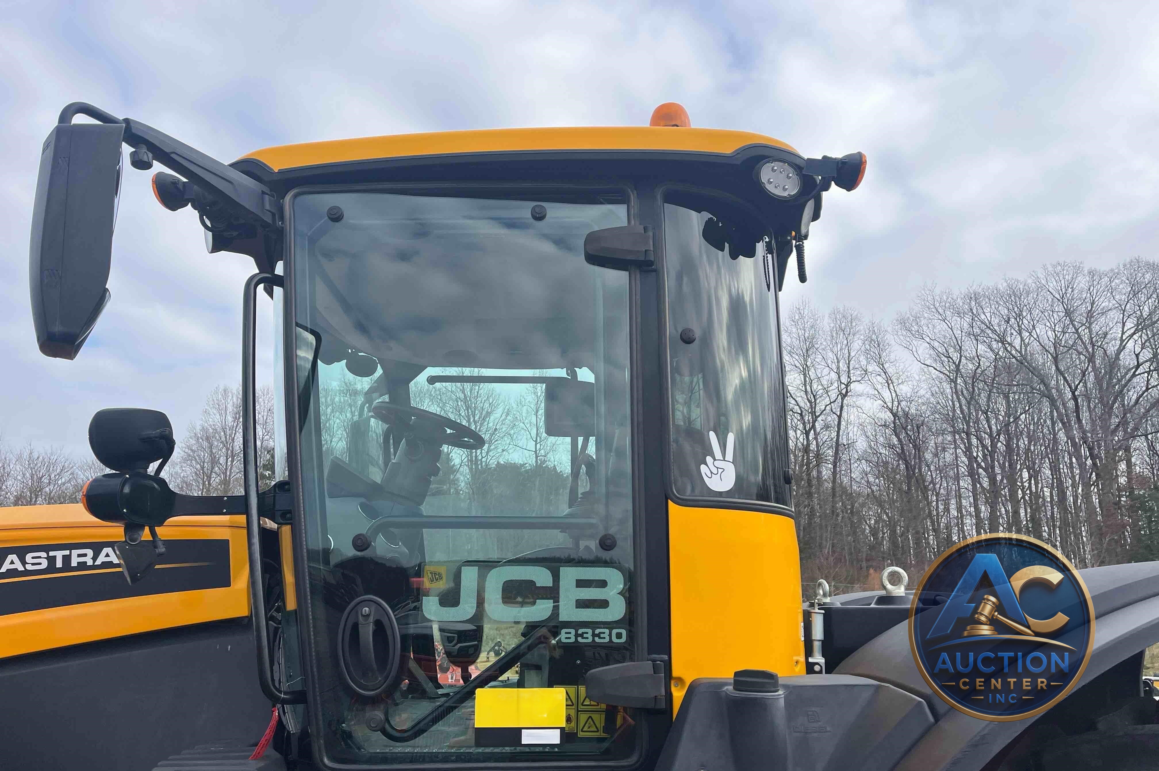 2020 JCB 8330