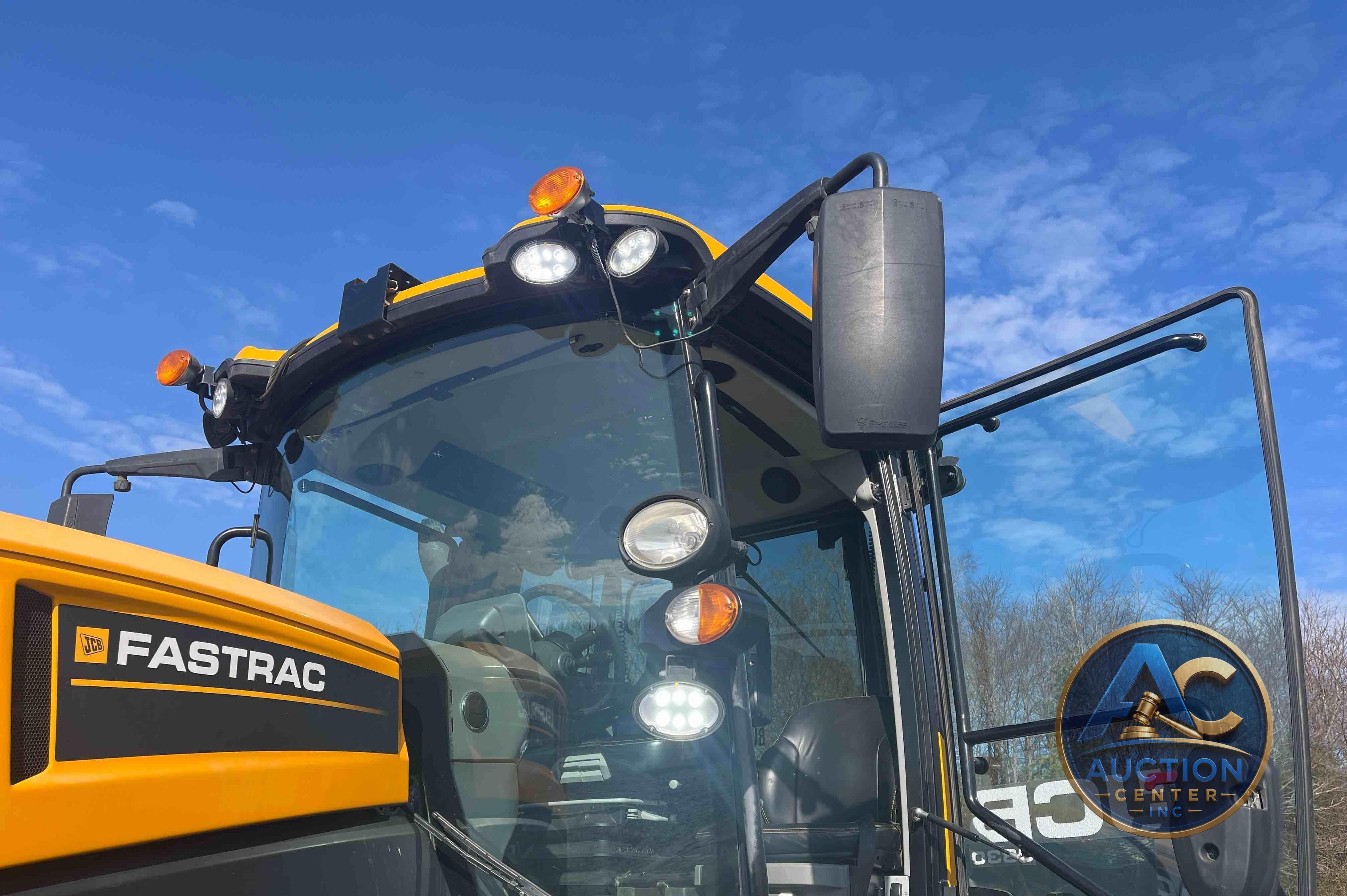 2020 JCB 8330