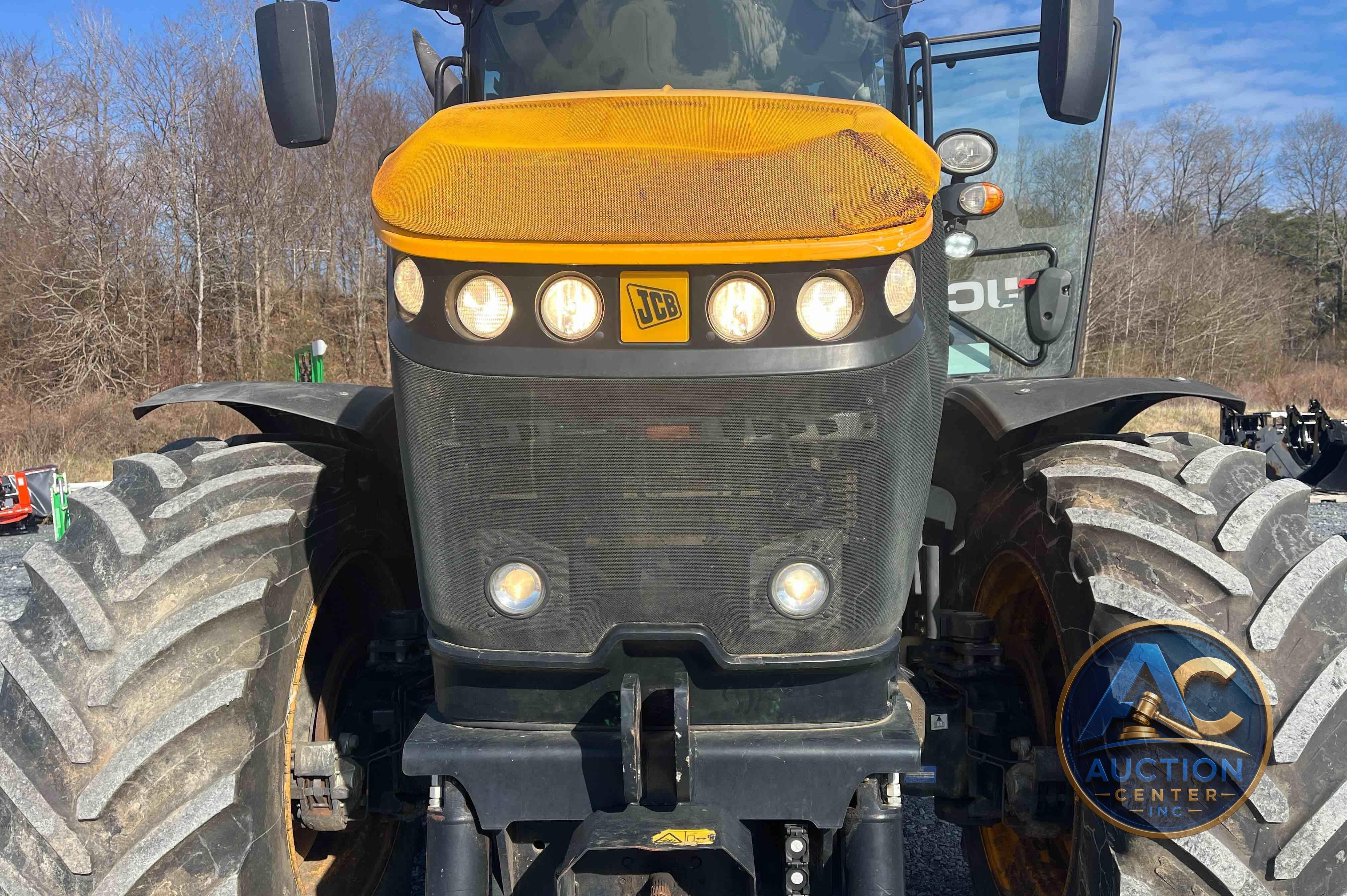 2020 JCB 8330