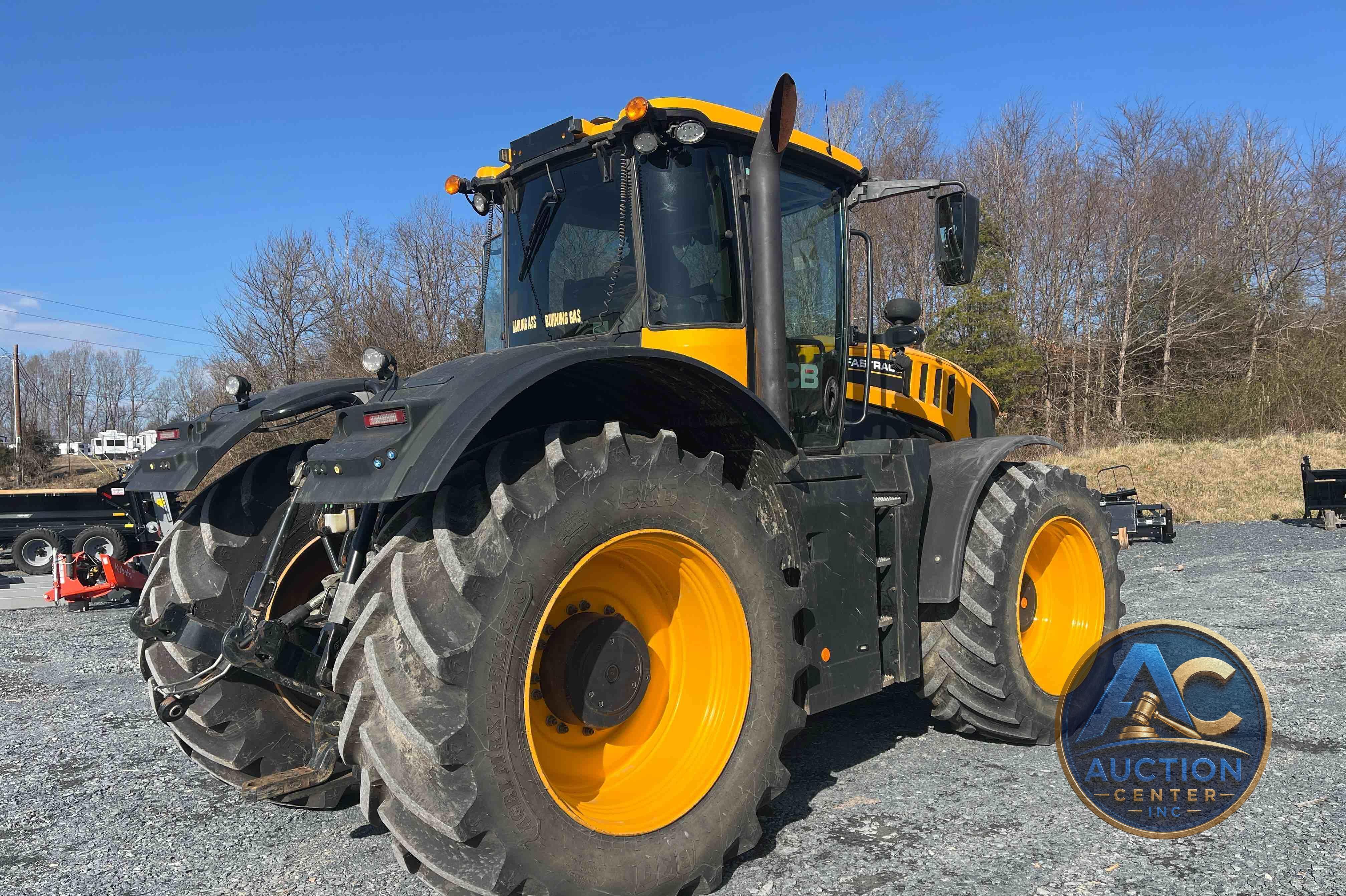 2020 JCB 8330