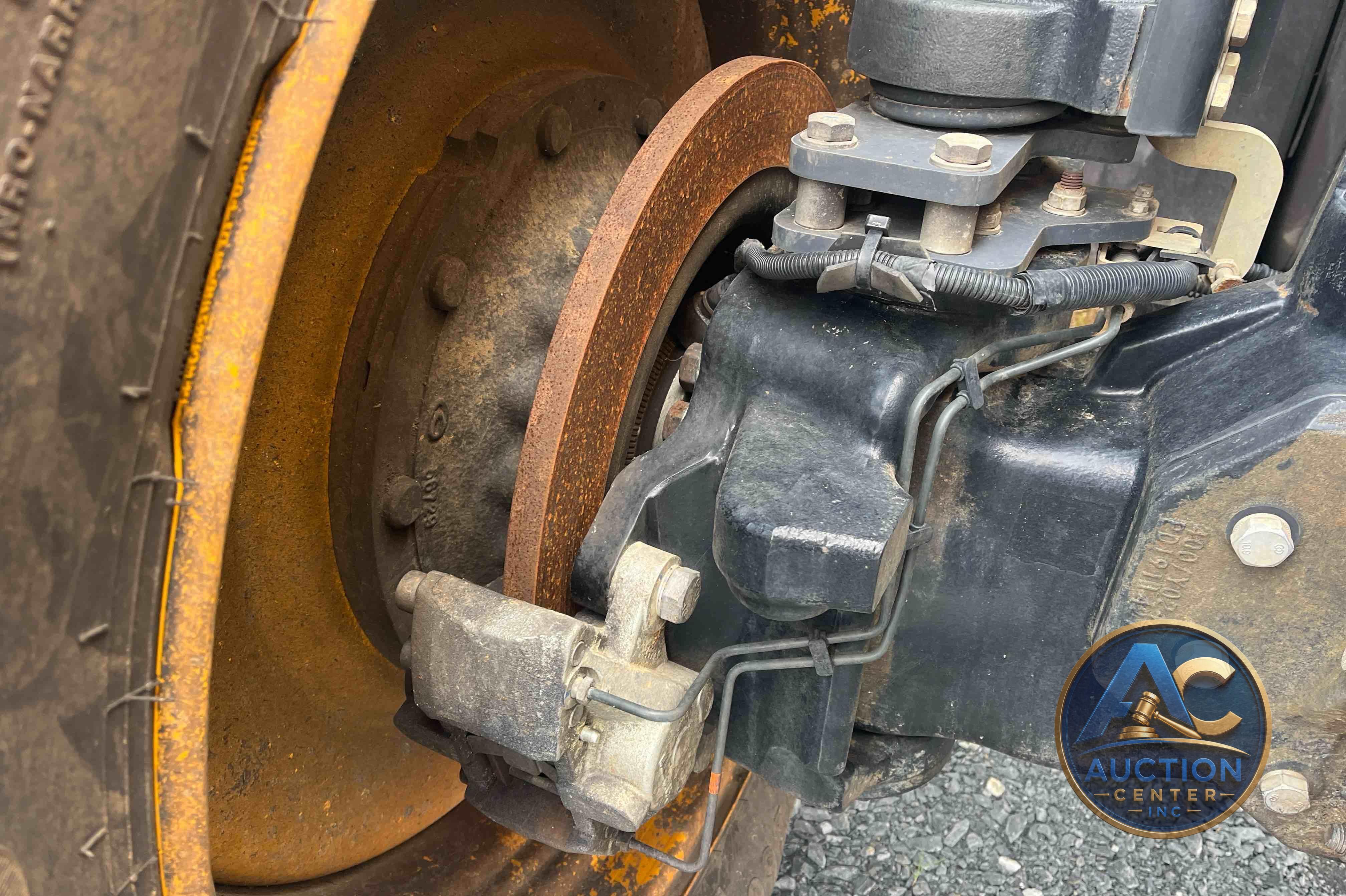 2020 JCB 8330