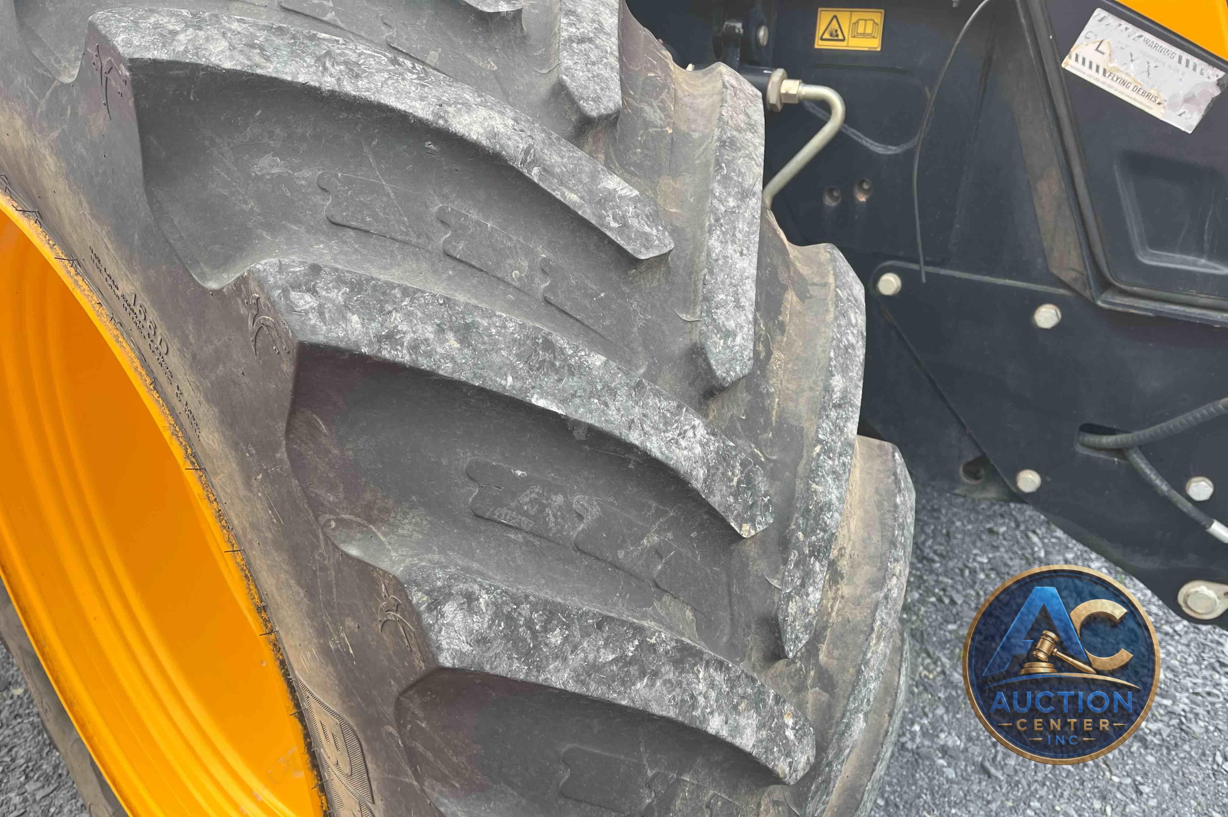 2020 JCB 8330