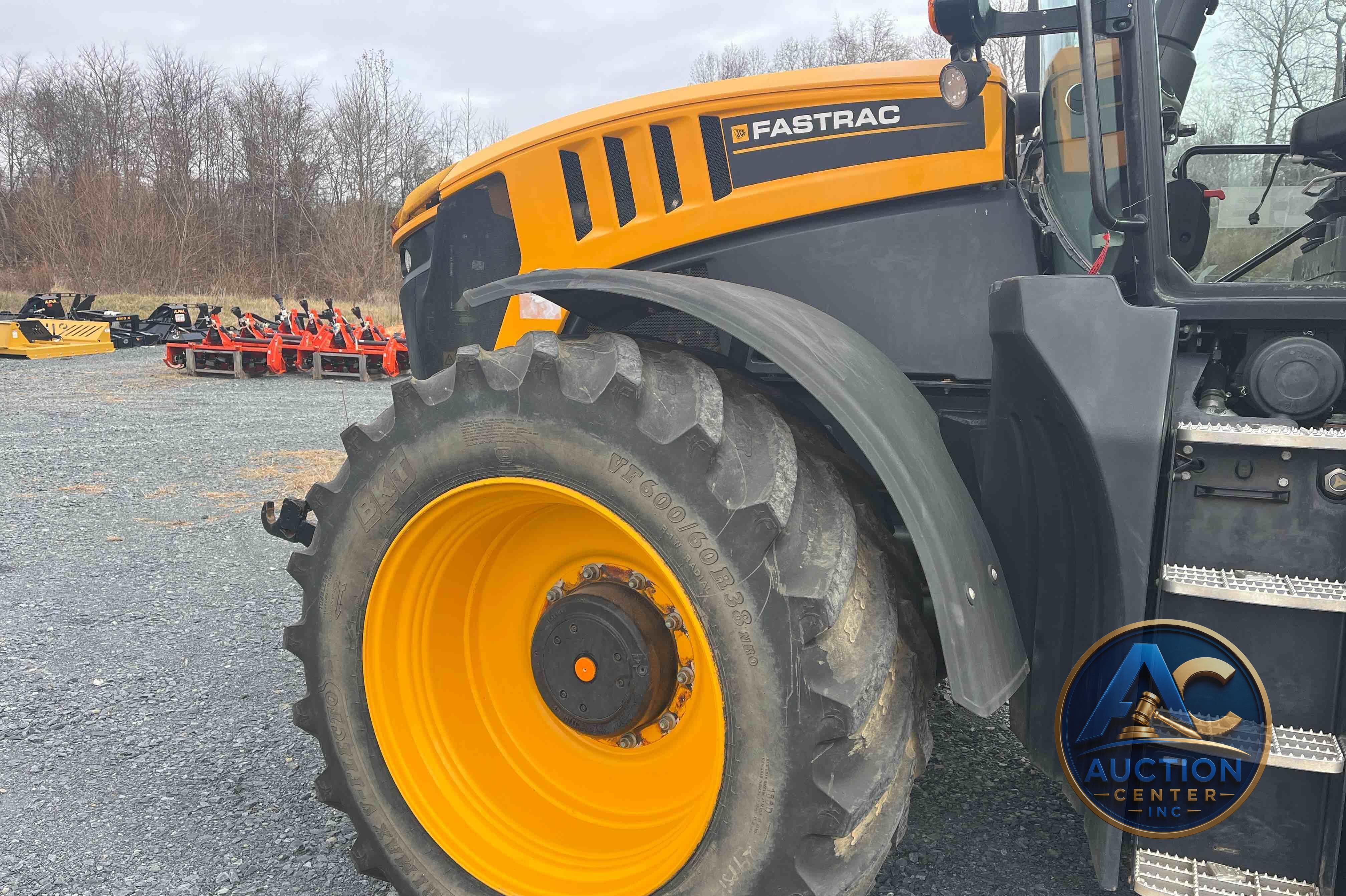 2020 JCB 8330