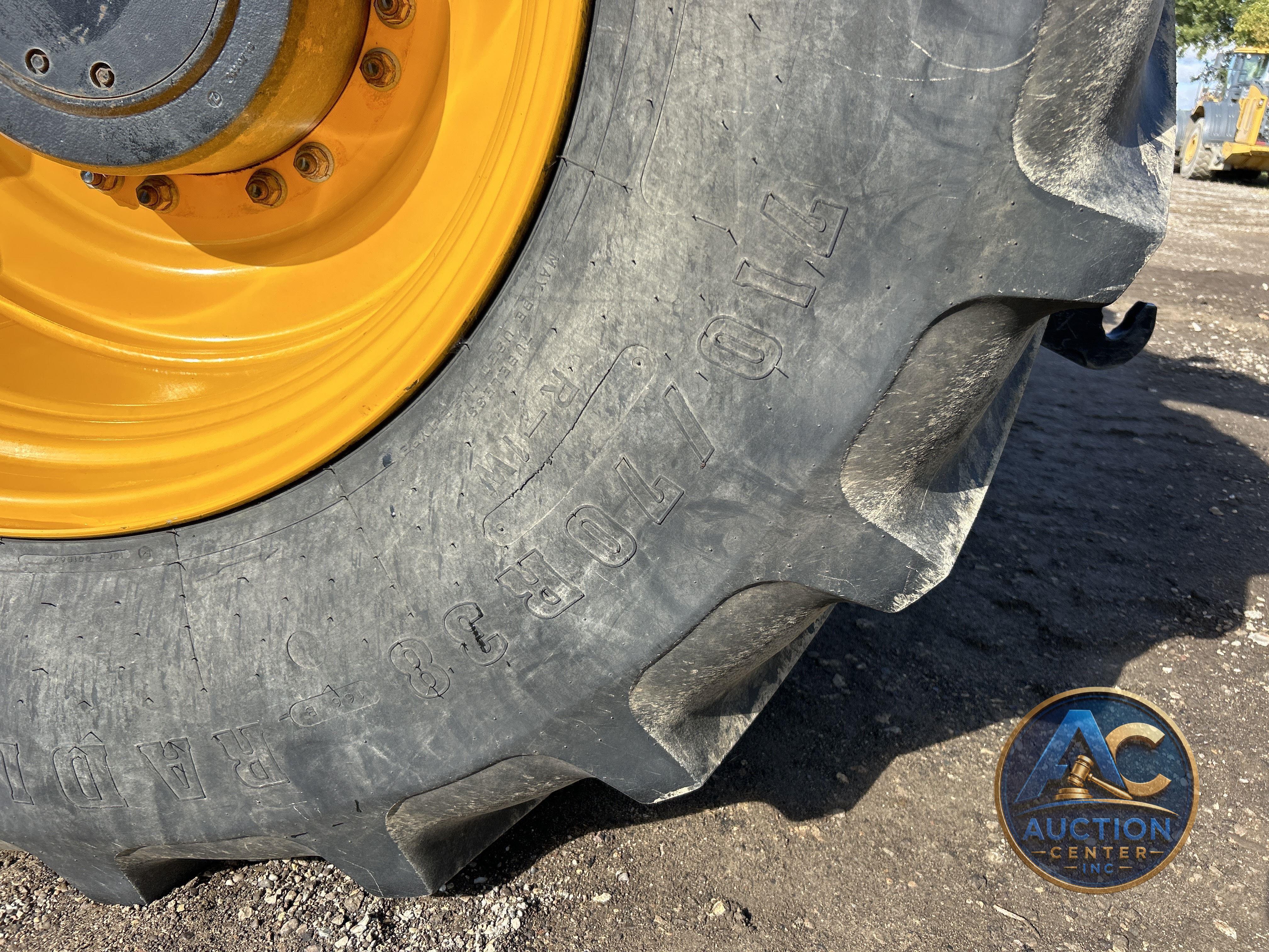 2018 Jcb Fastrac 8330