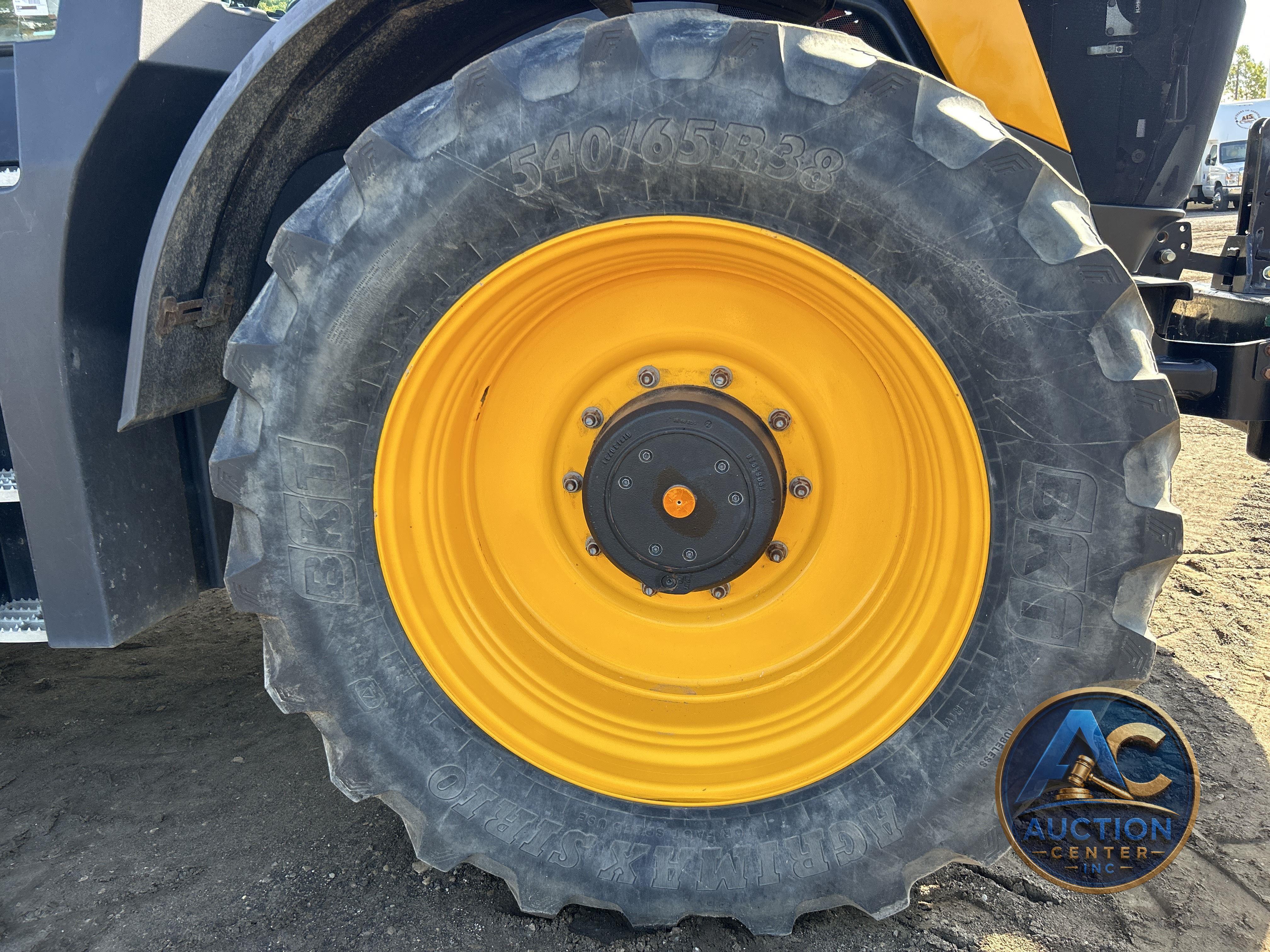 2018 Jcb Fastrac 8330