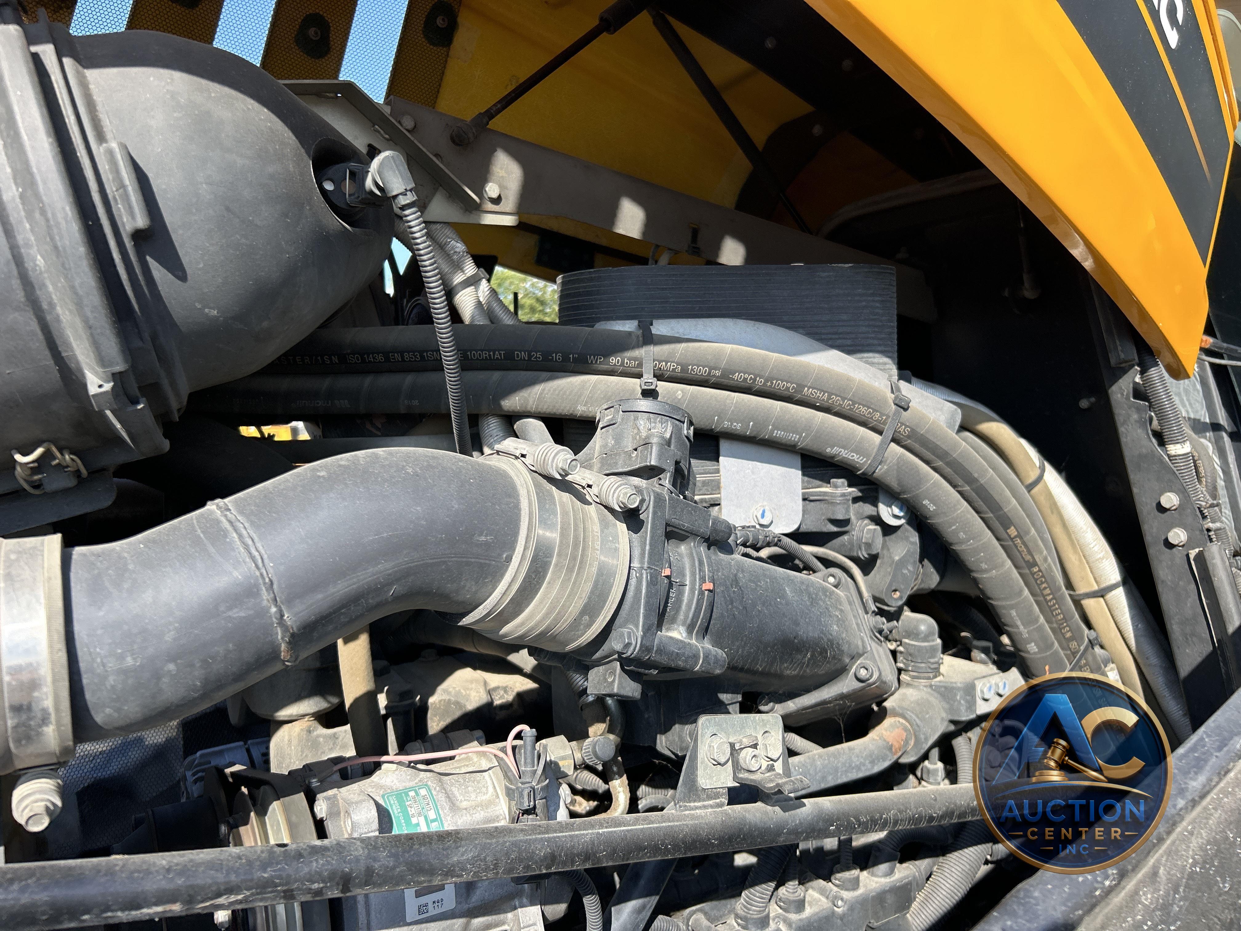 2018 Jcb Fastrac 8330