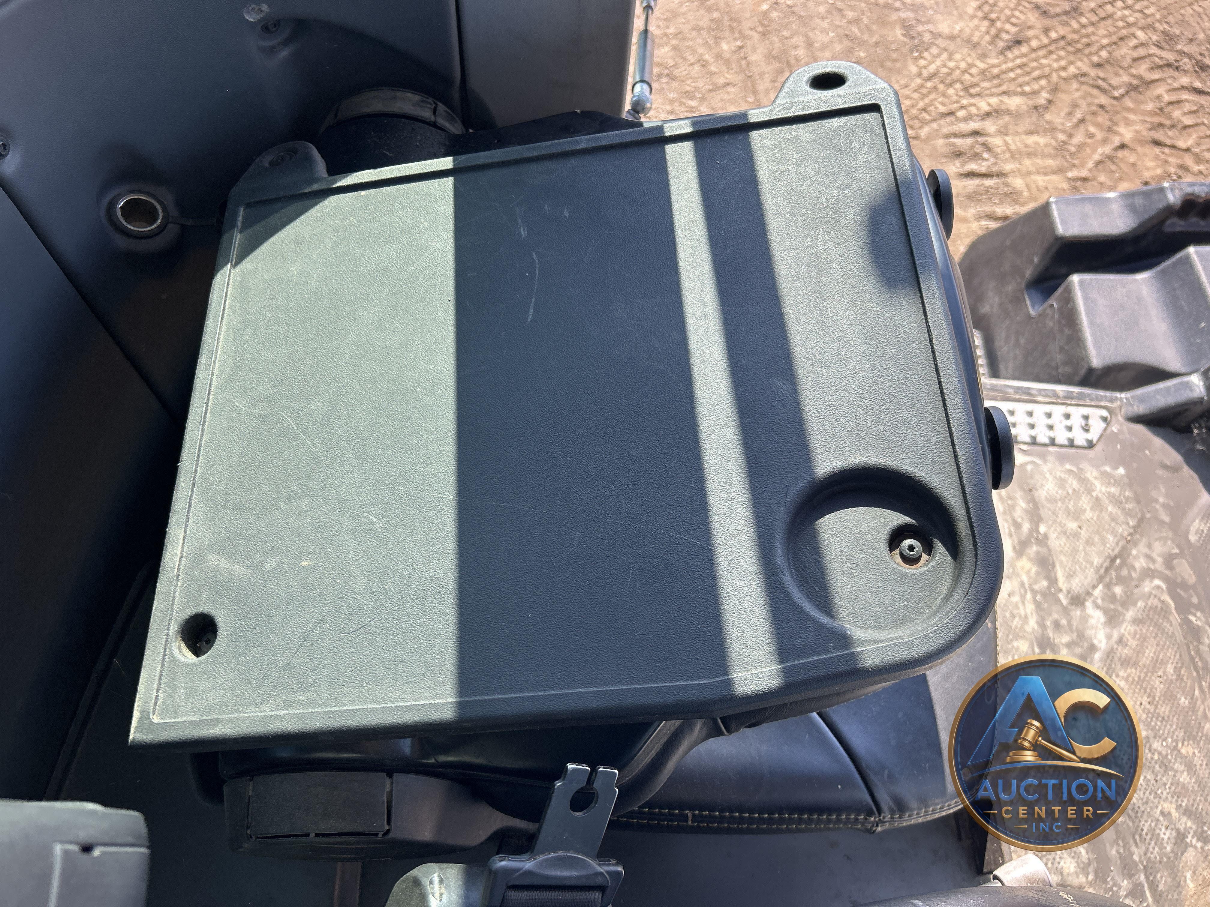2018 Jcb Fastrac 8330