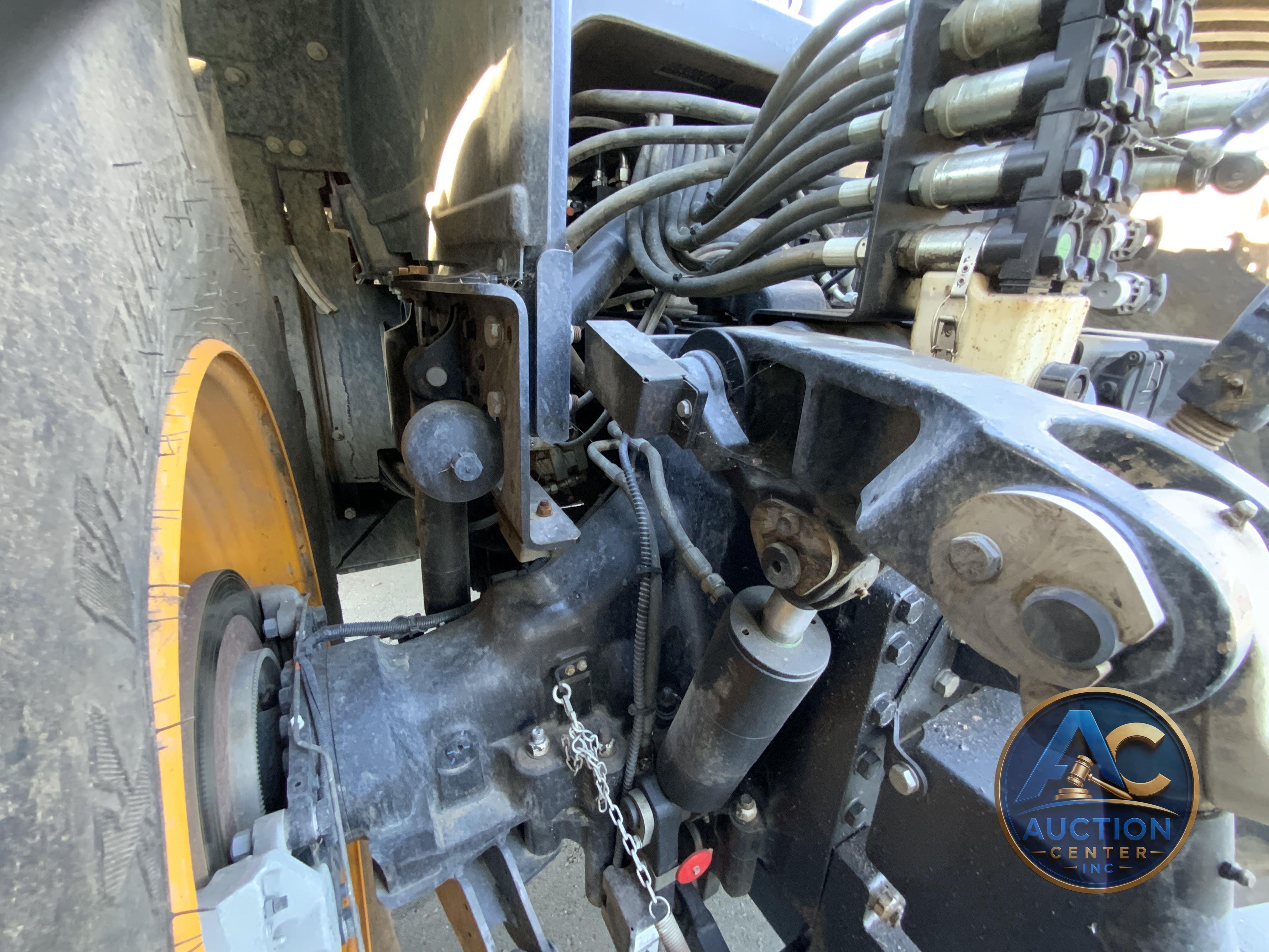 2020 JCB 8330
