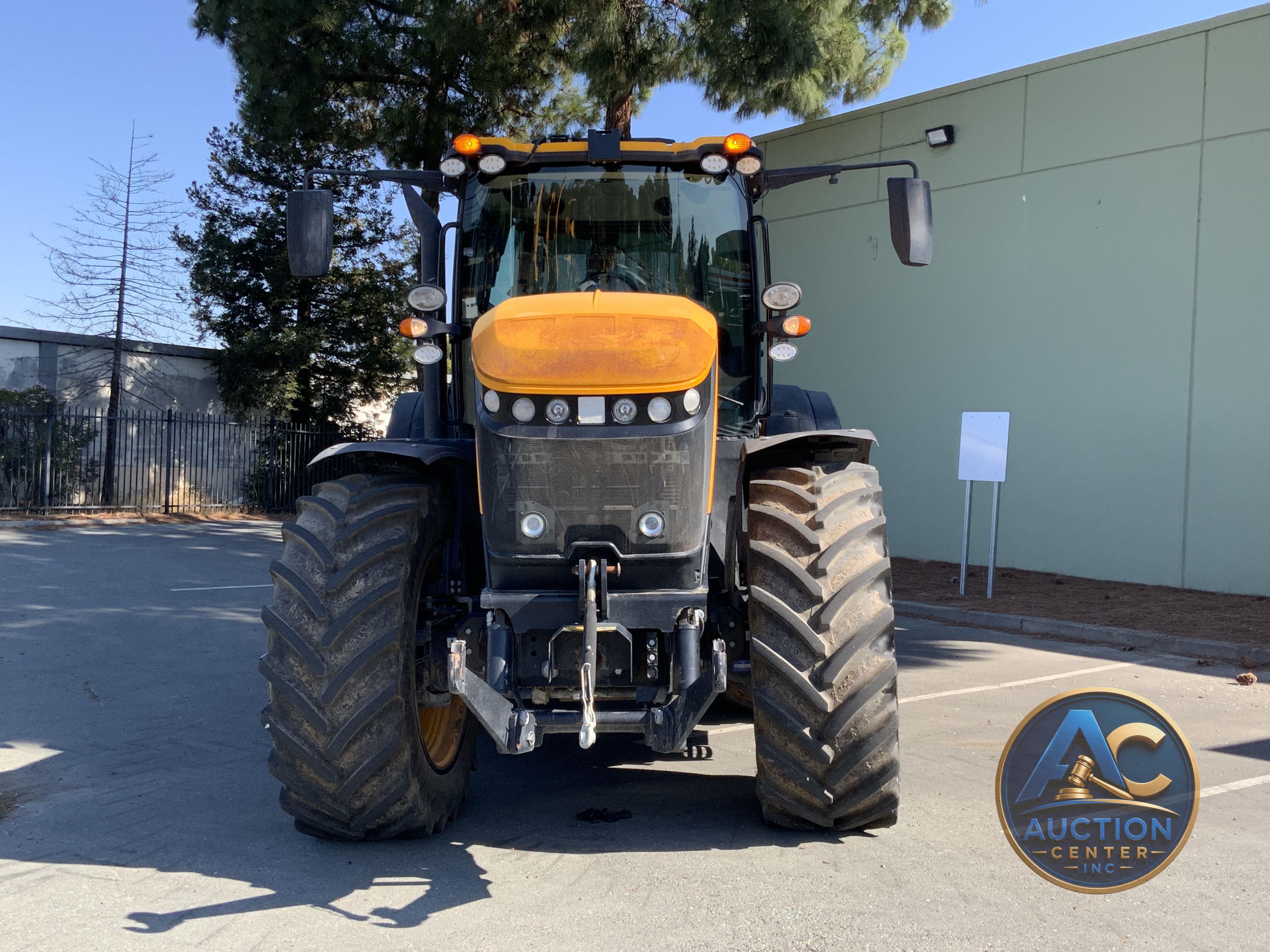 2020 JCB 8330