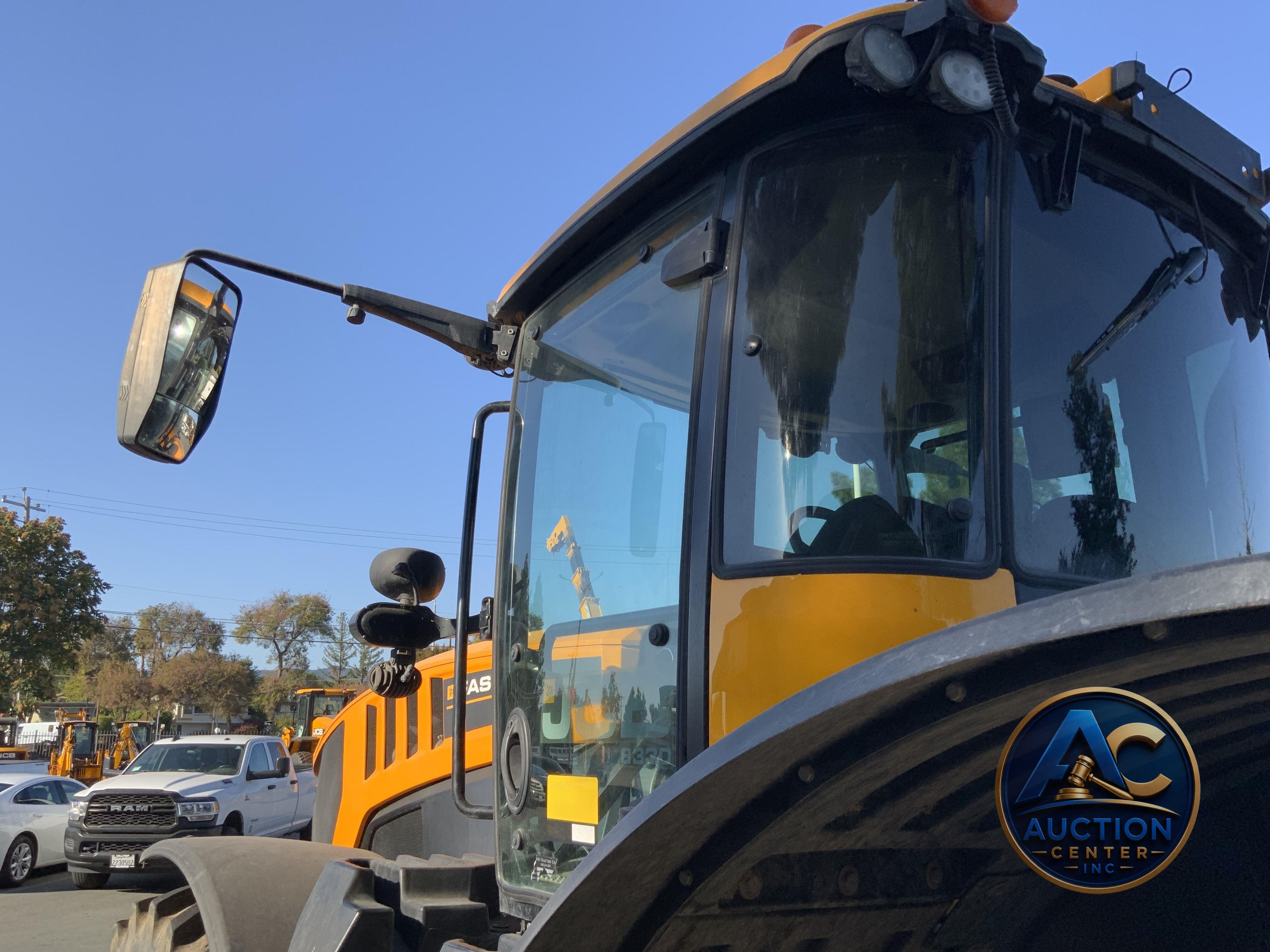 2020 JCB 8330