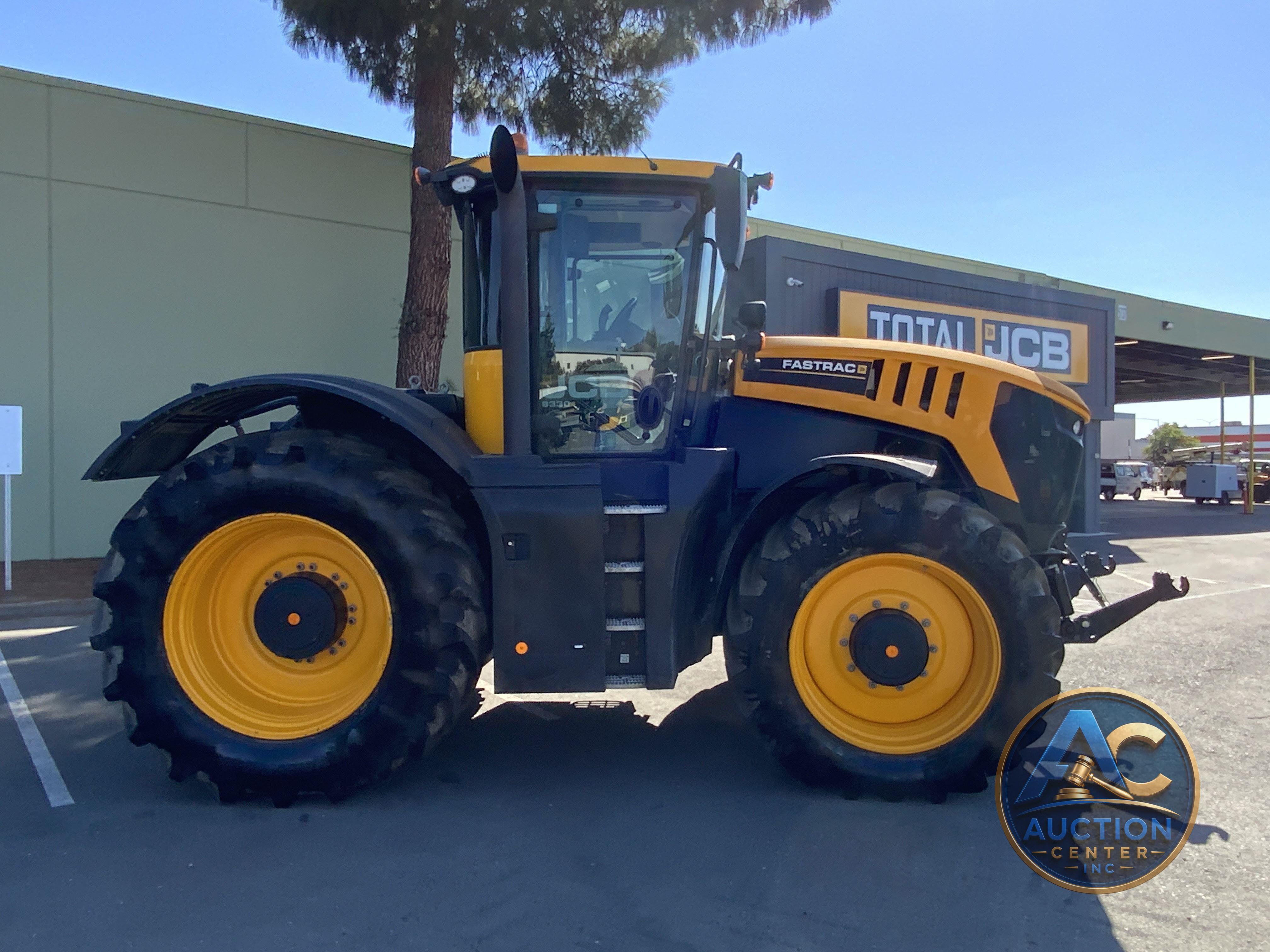 2020 JCB 8330
