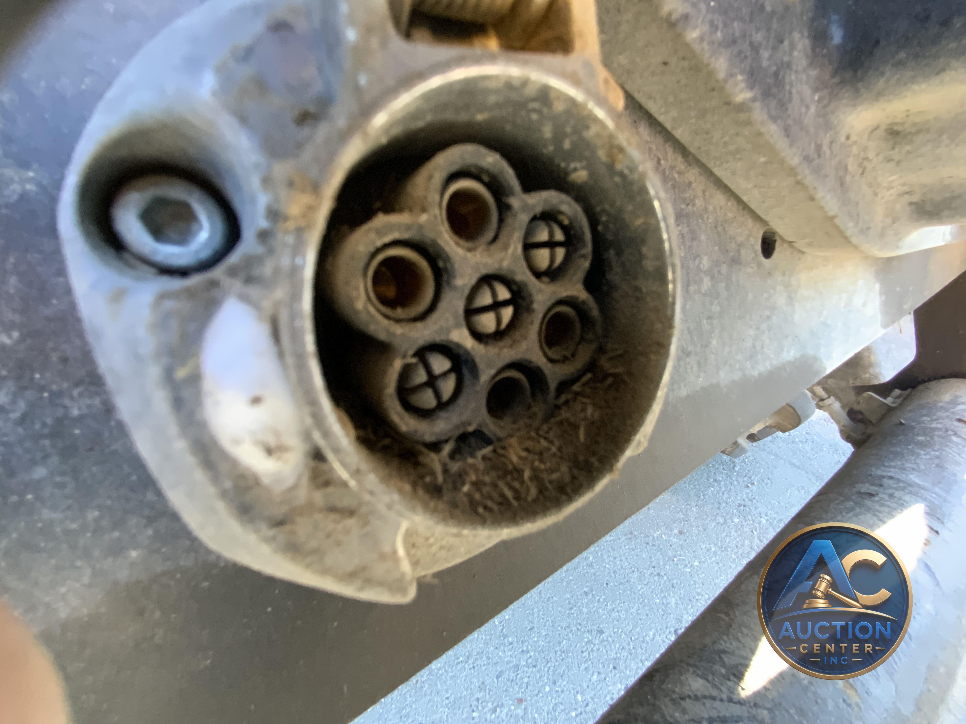 2020 JCB 8330