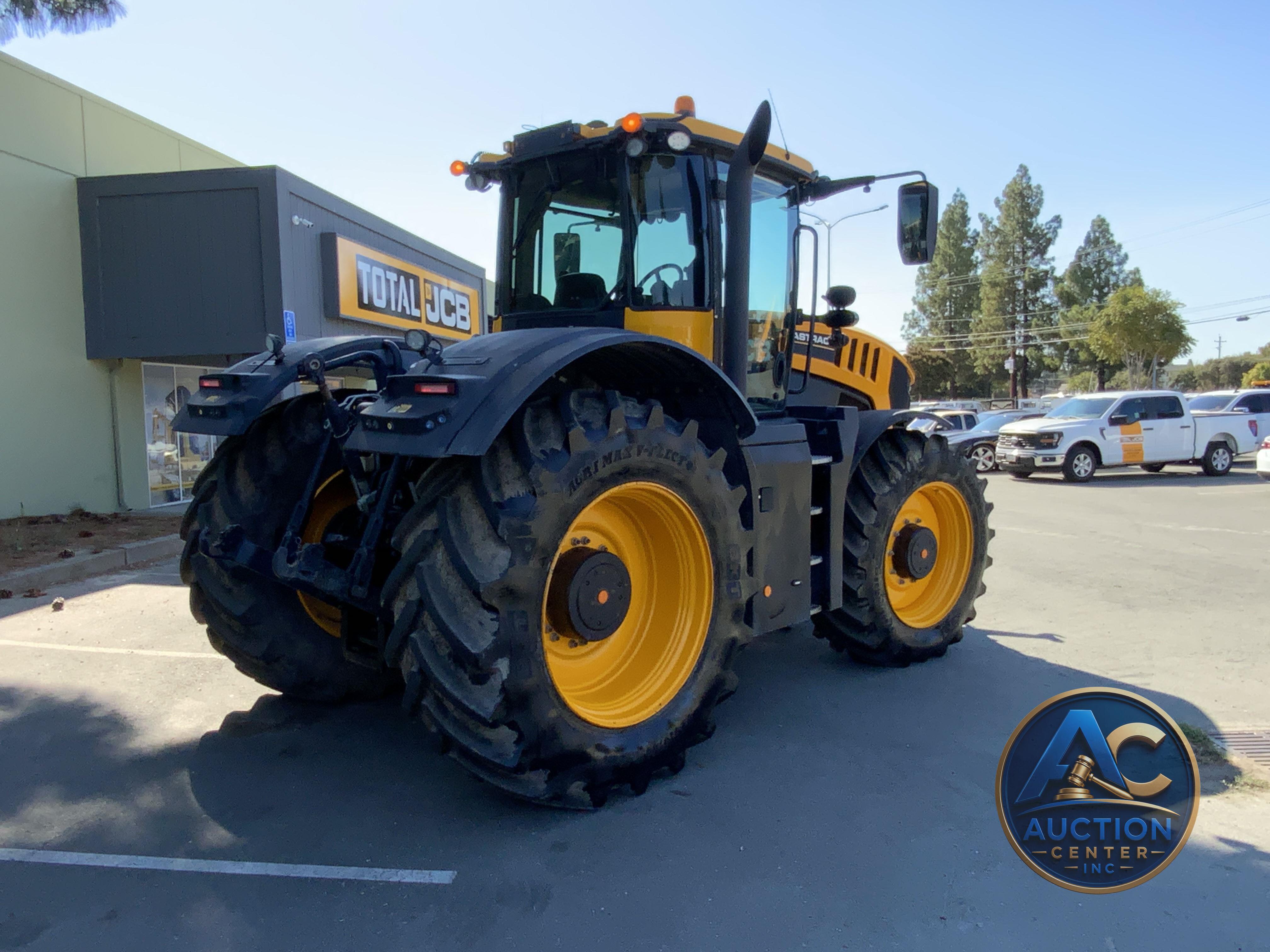 2020 JCB 8330