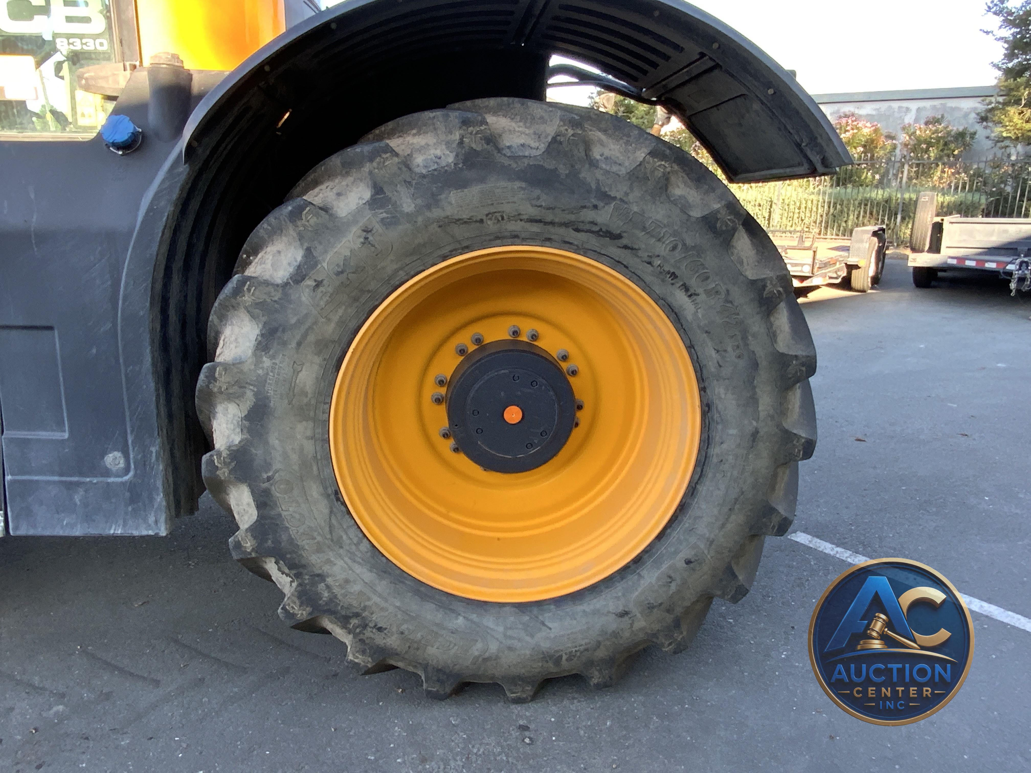 2020 JCB 8330