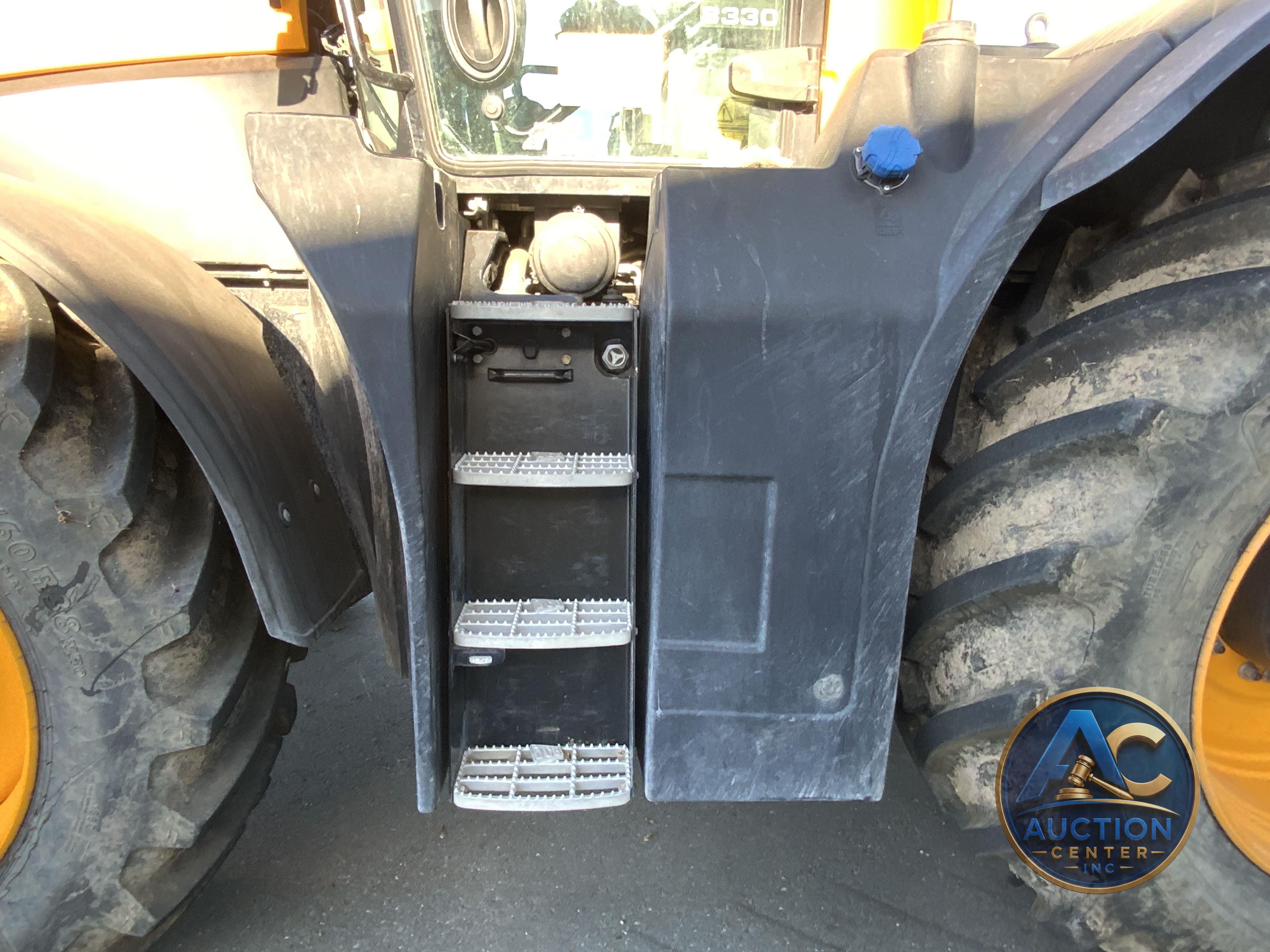 2020 JCB 8330