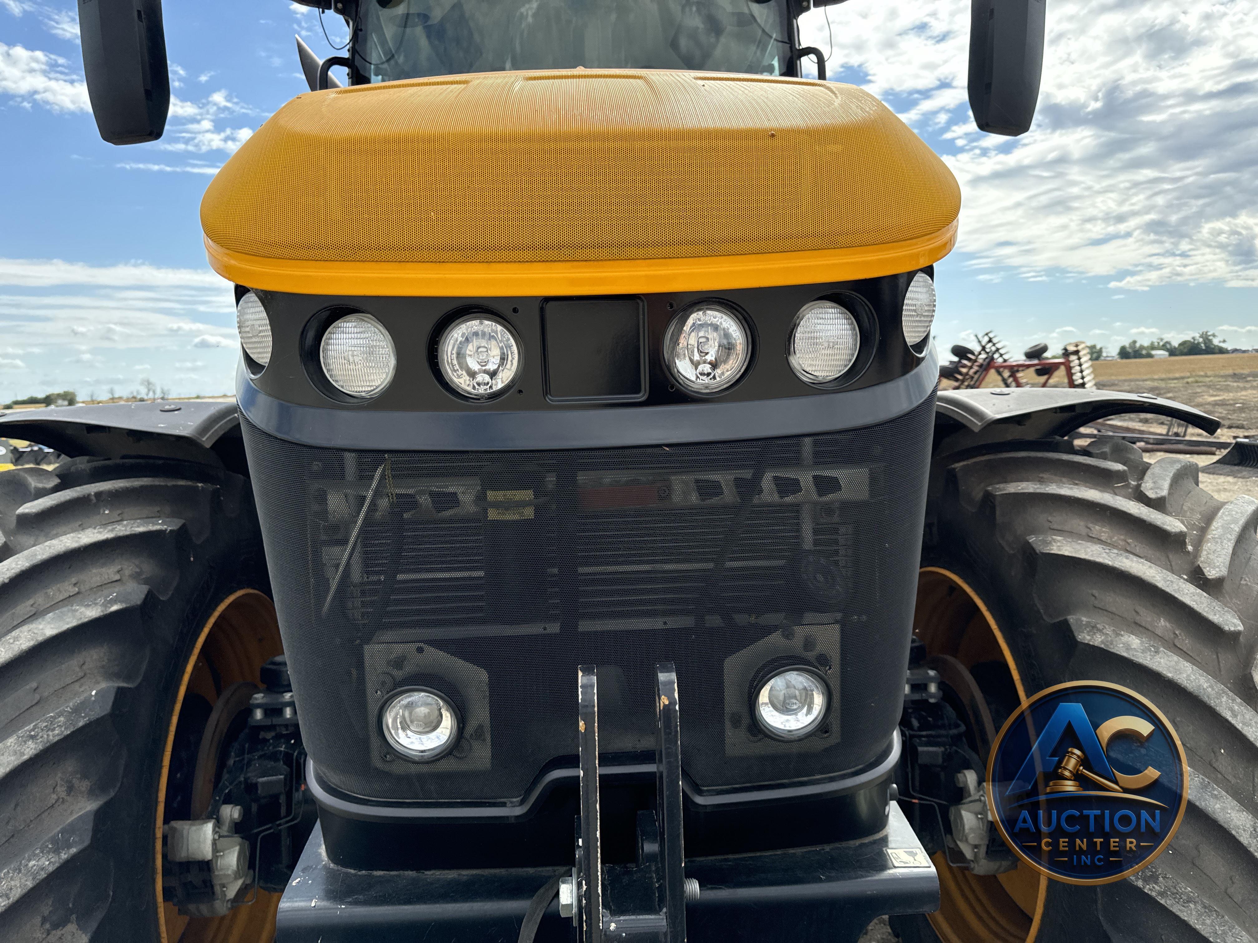 2021 Jcb 8330