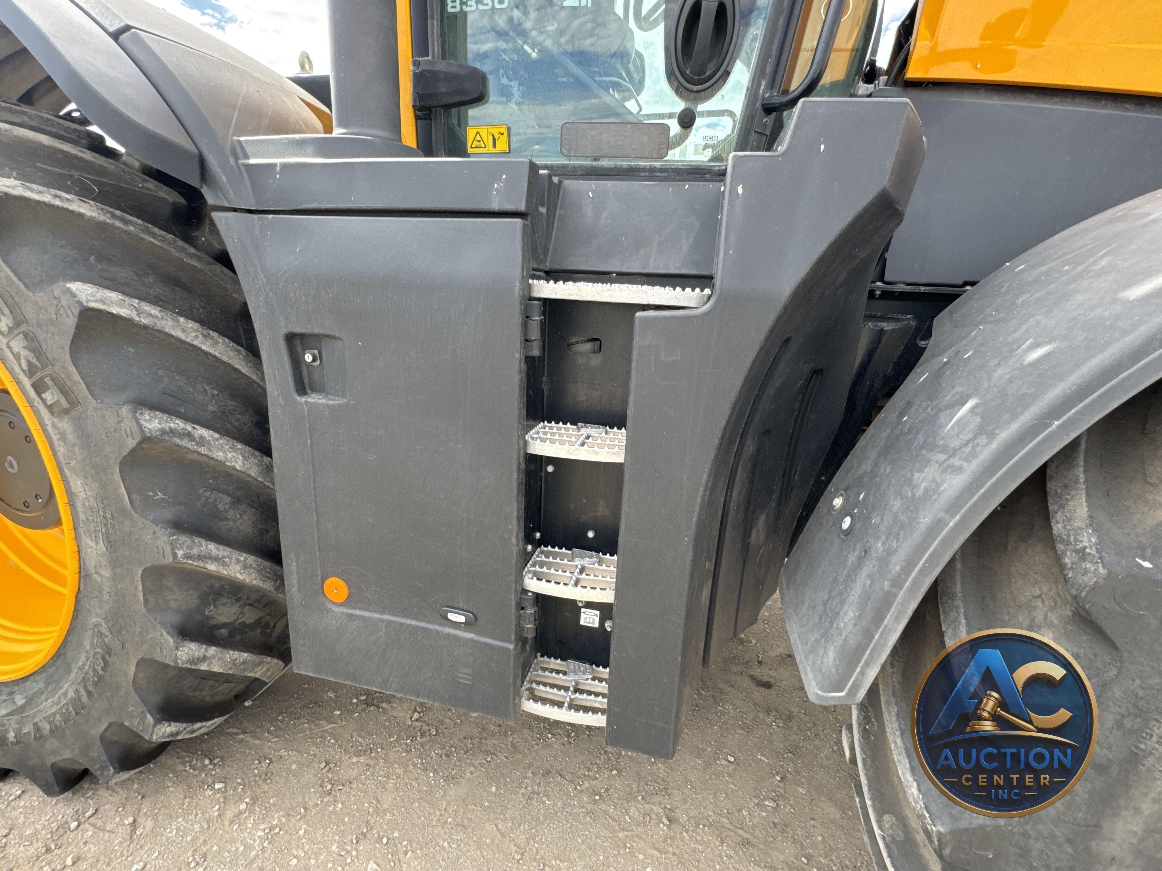2021 Jcb 8330
