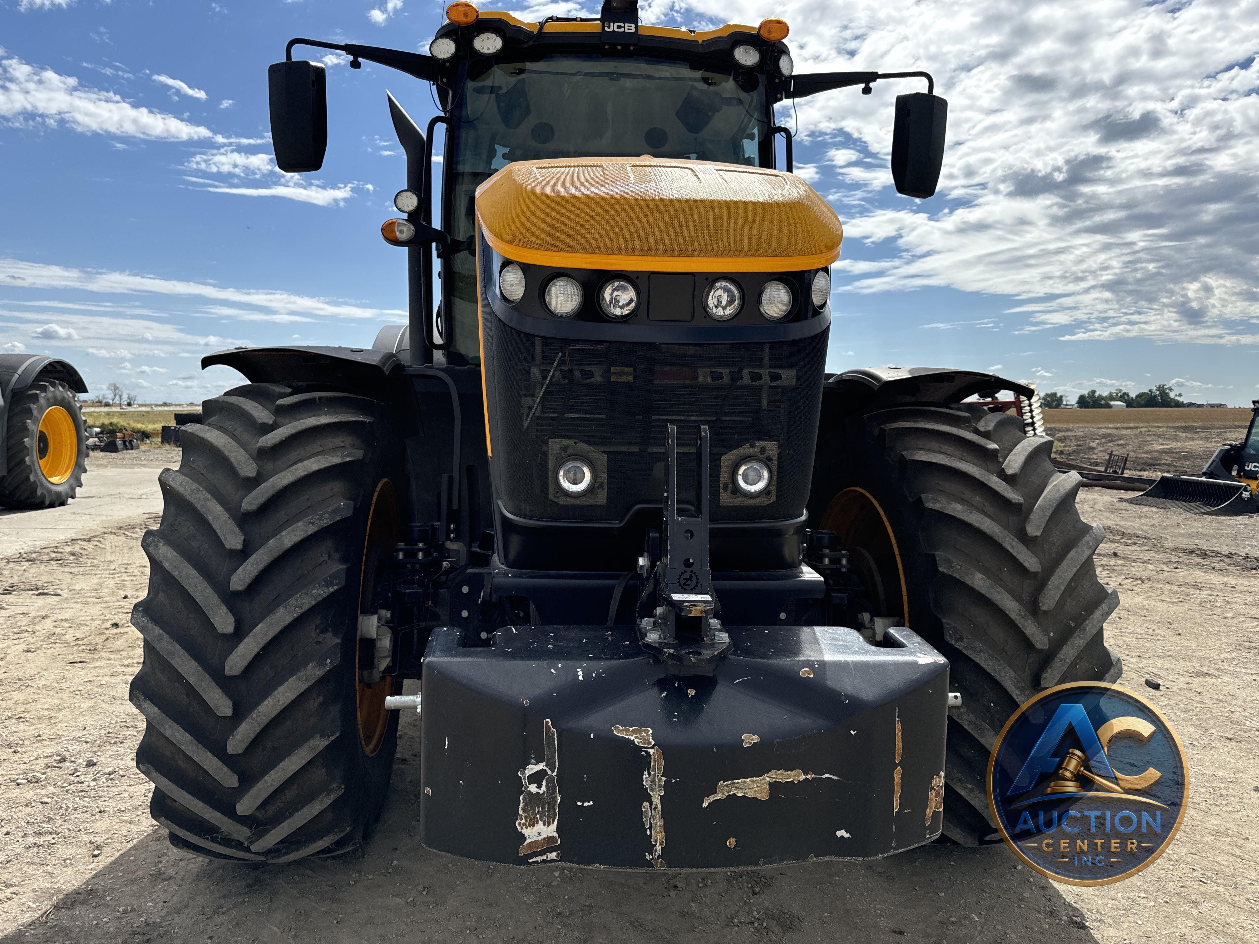 2021 Jcb 8330