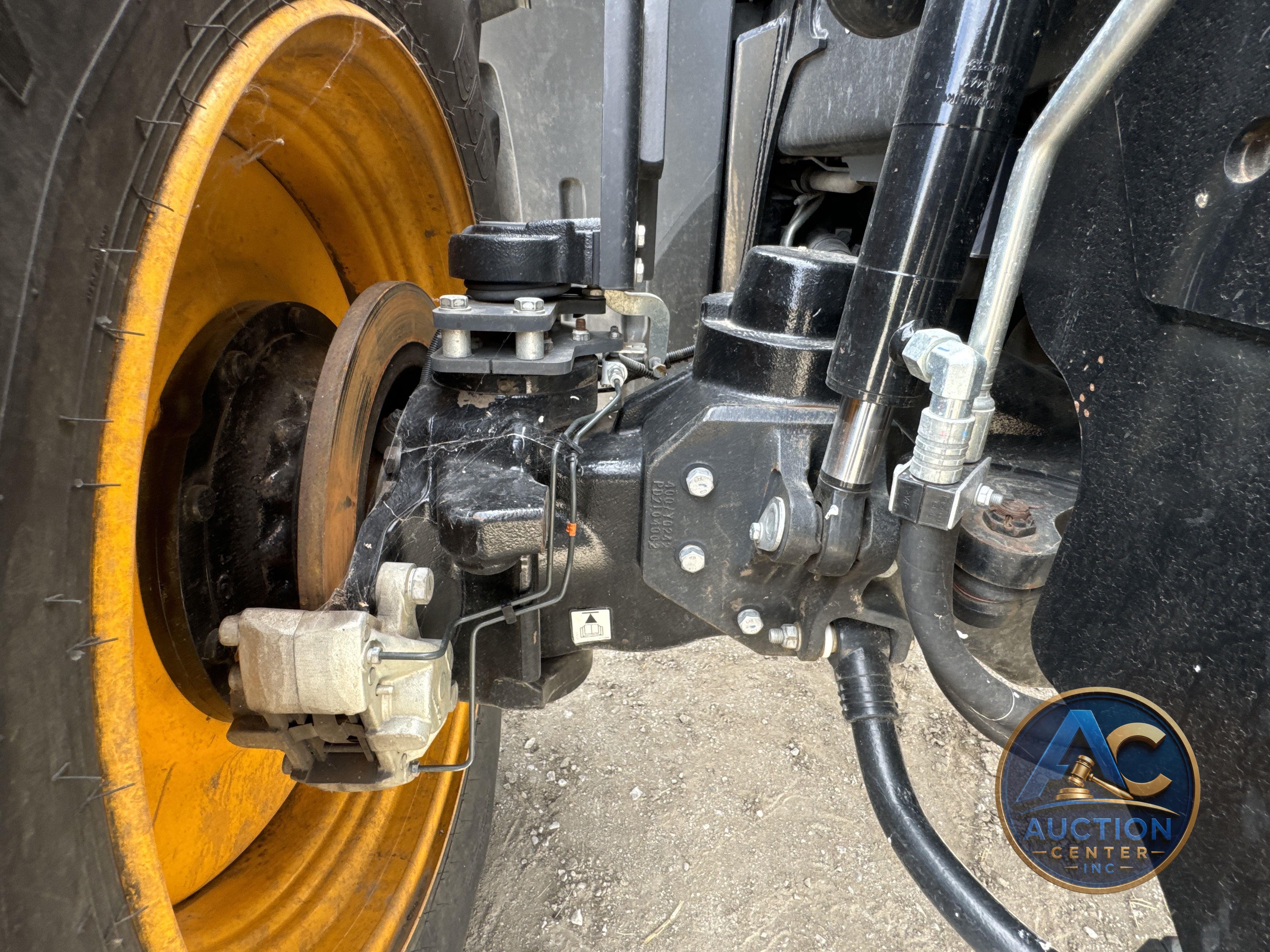2021 Jcb 8330