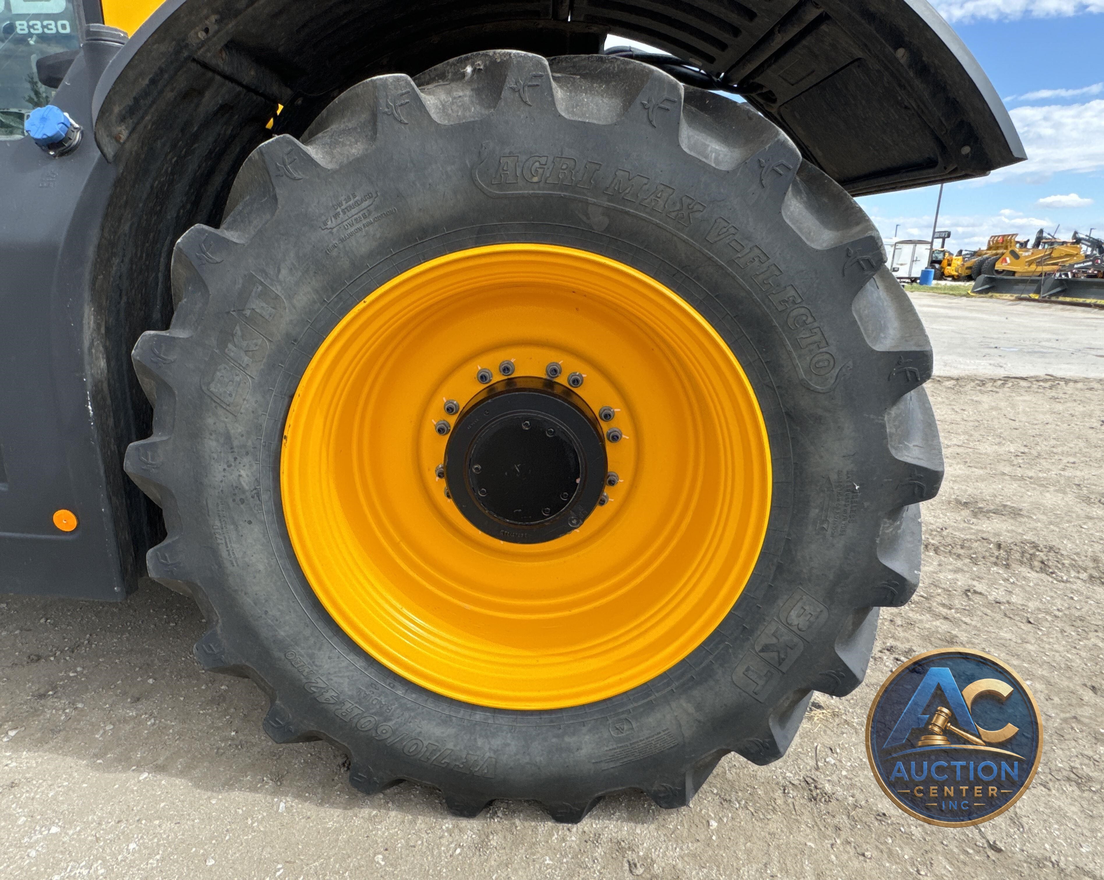 2021 Jcb 8330