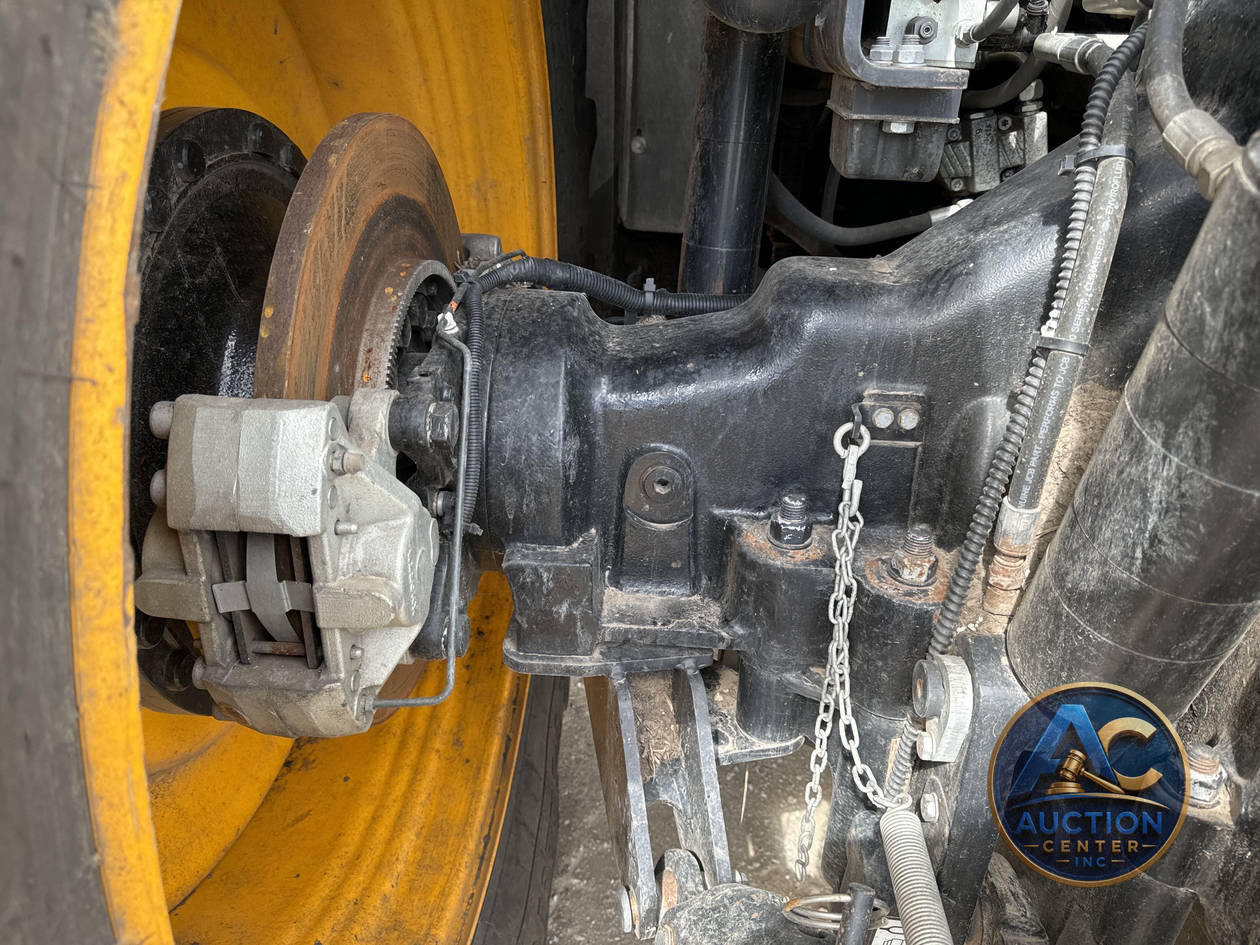 2021 Jcb 8330