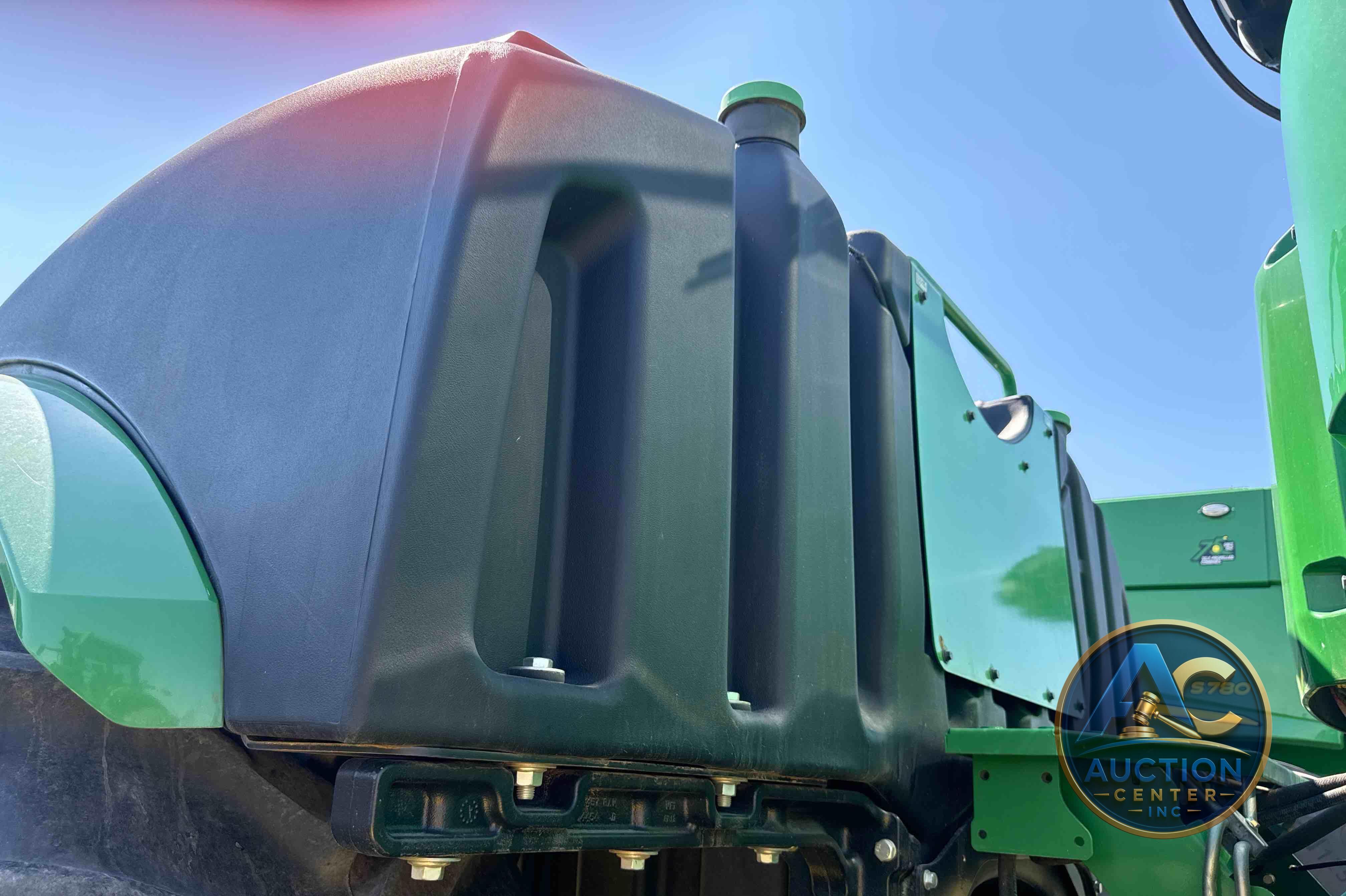 2019 John Deere 9520R