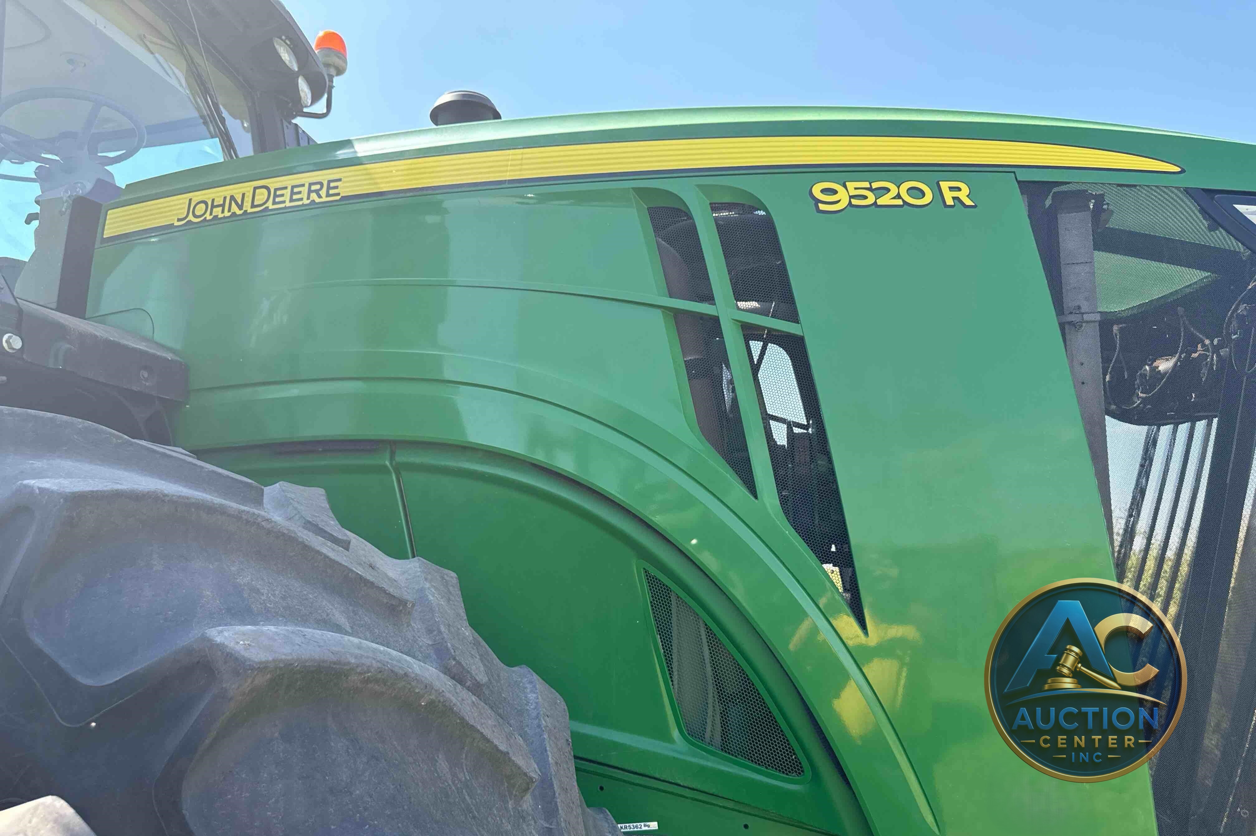 2019 John Deere 9520R