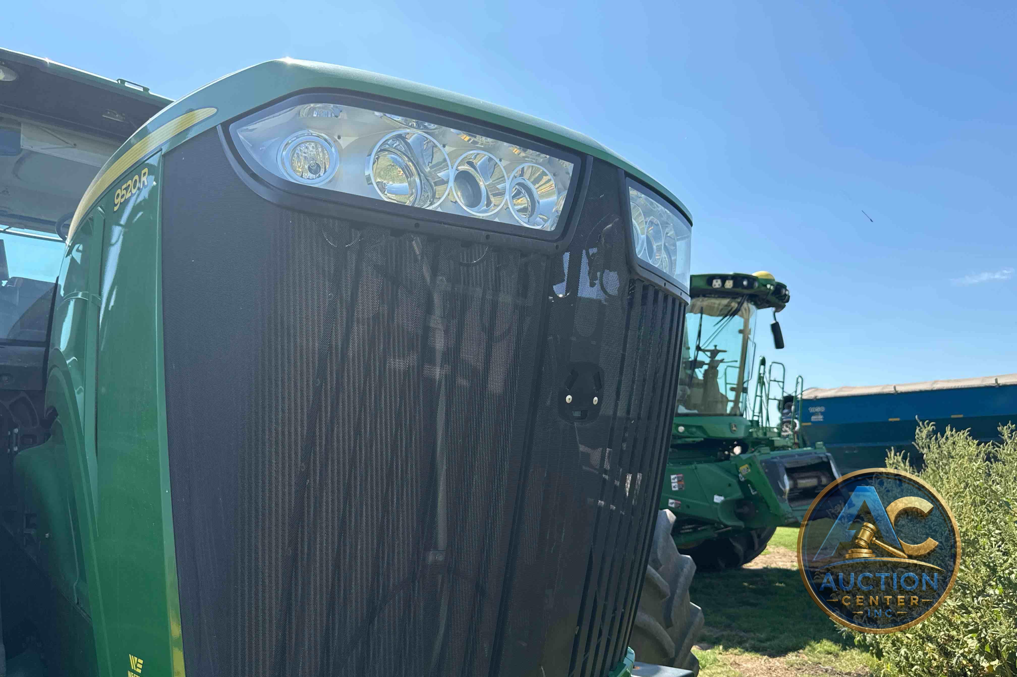 2019 John Deere 9520R