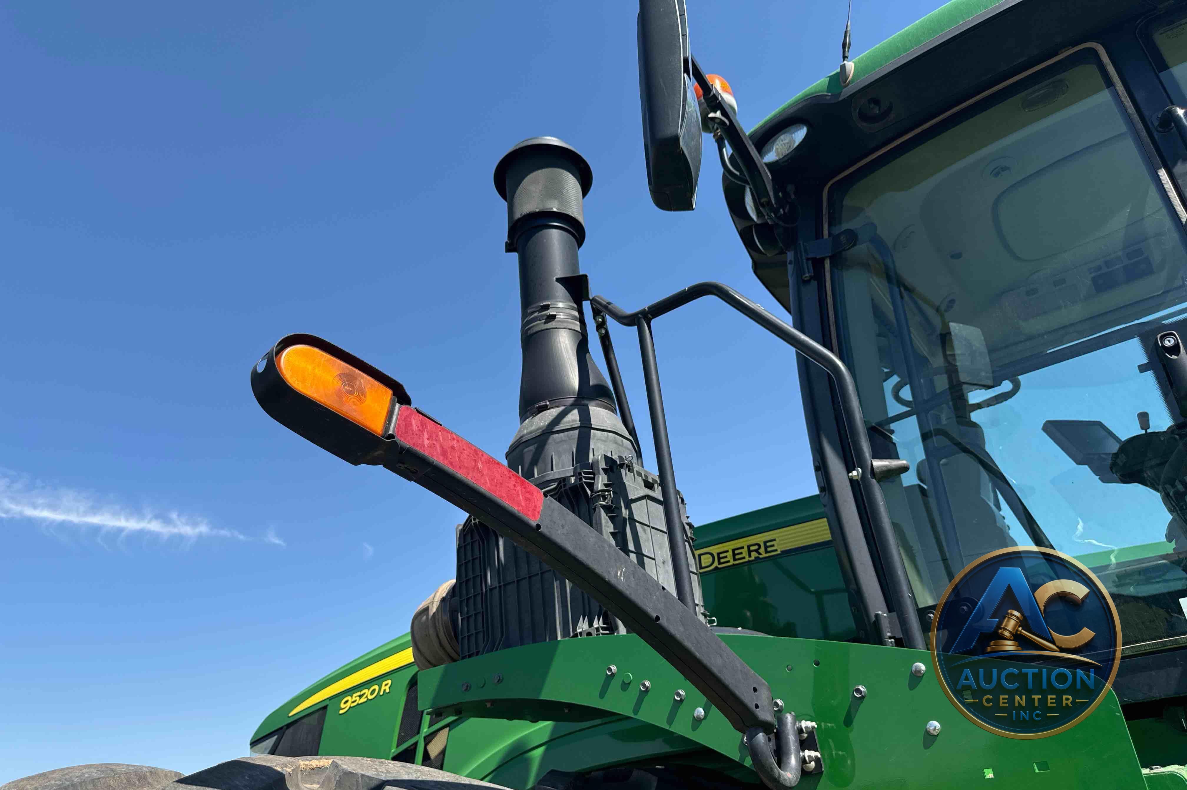 2019 John Deere 9520R