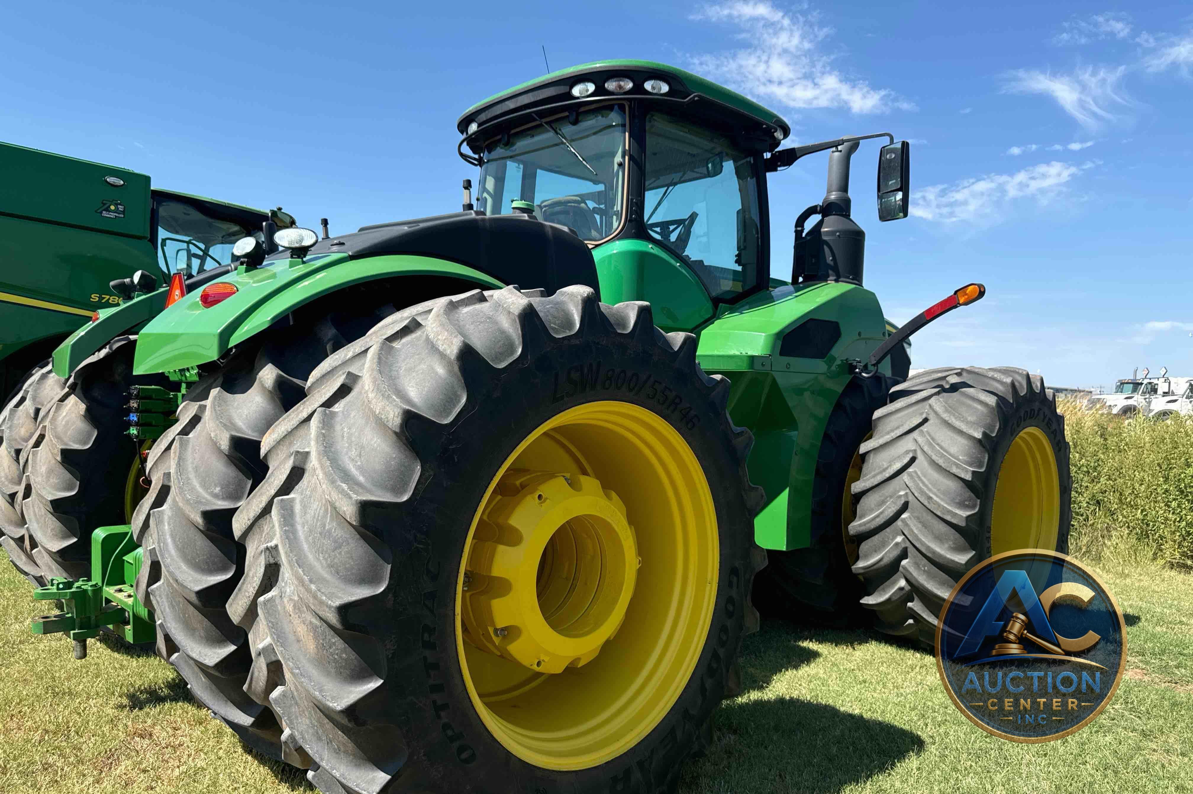 2019 John Deere 9520R