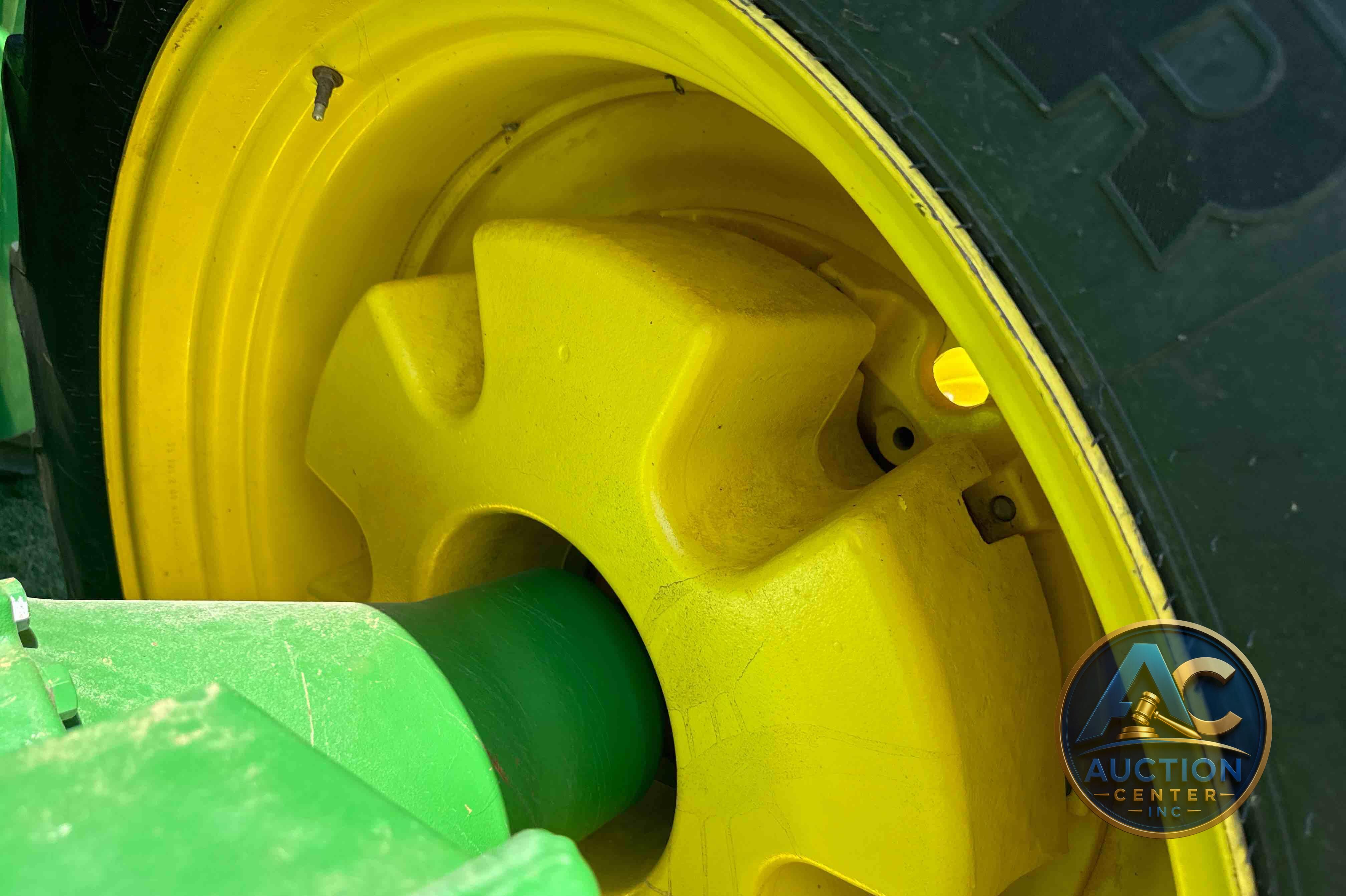 2019 John Deere 9520R