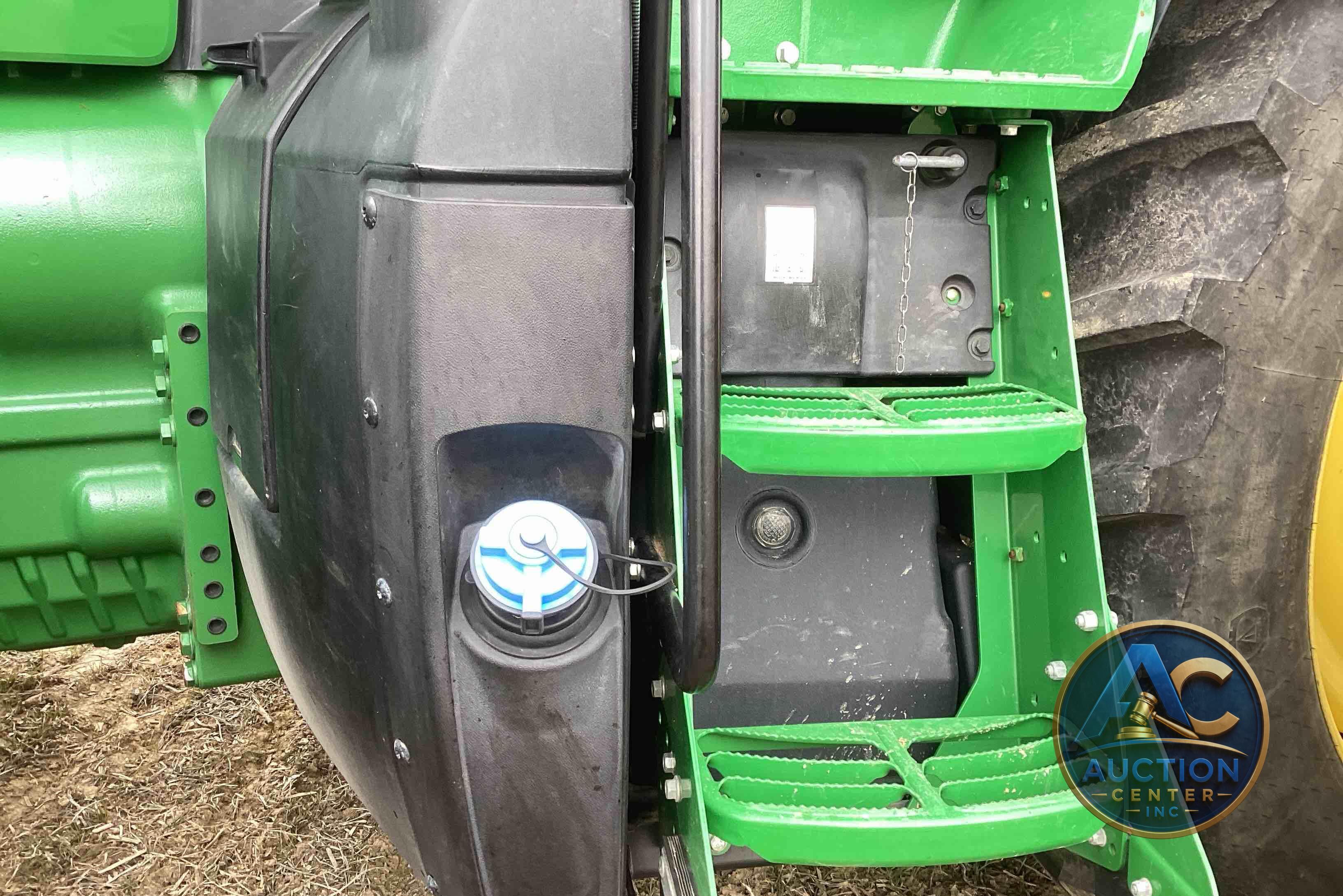 2019 John Deere 8320R