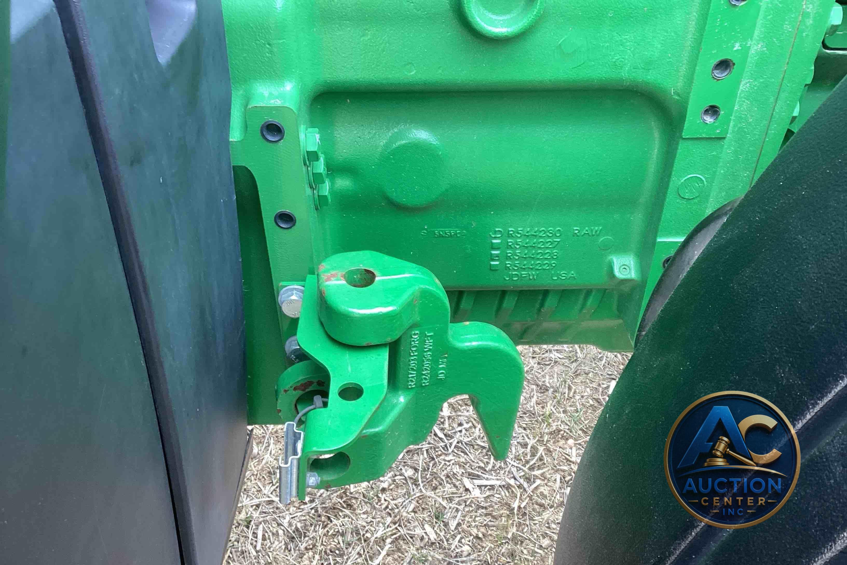 2019 John Deere 8320R