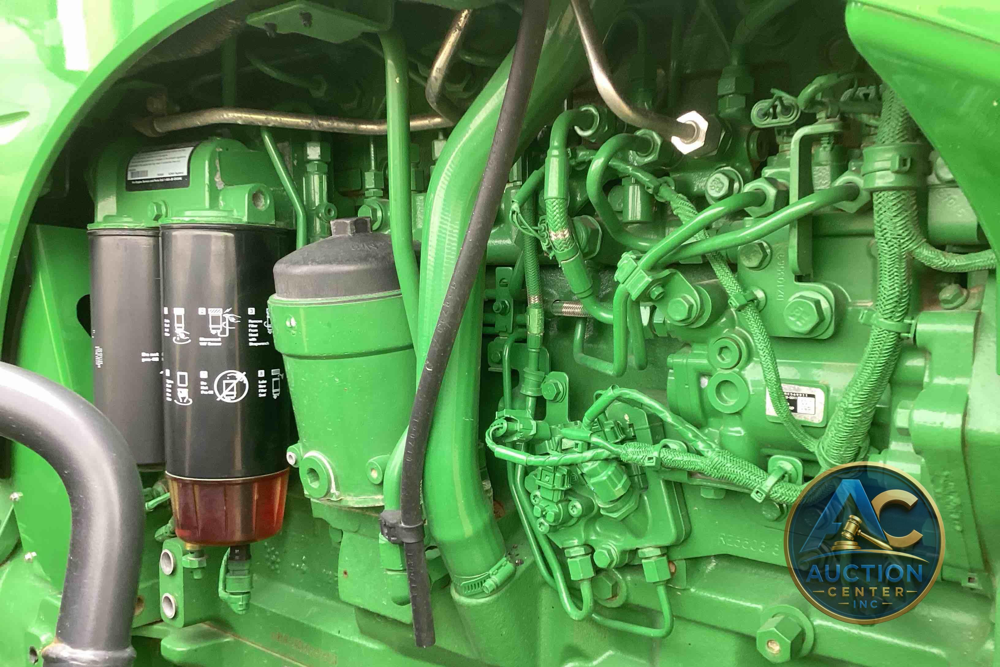 2019 John Deere 8320R