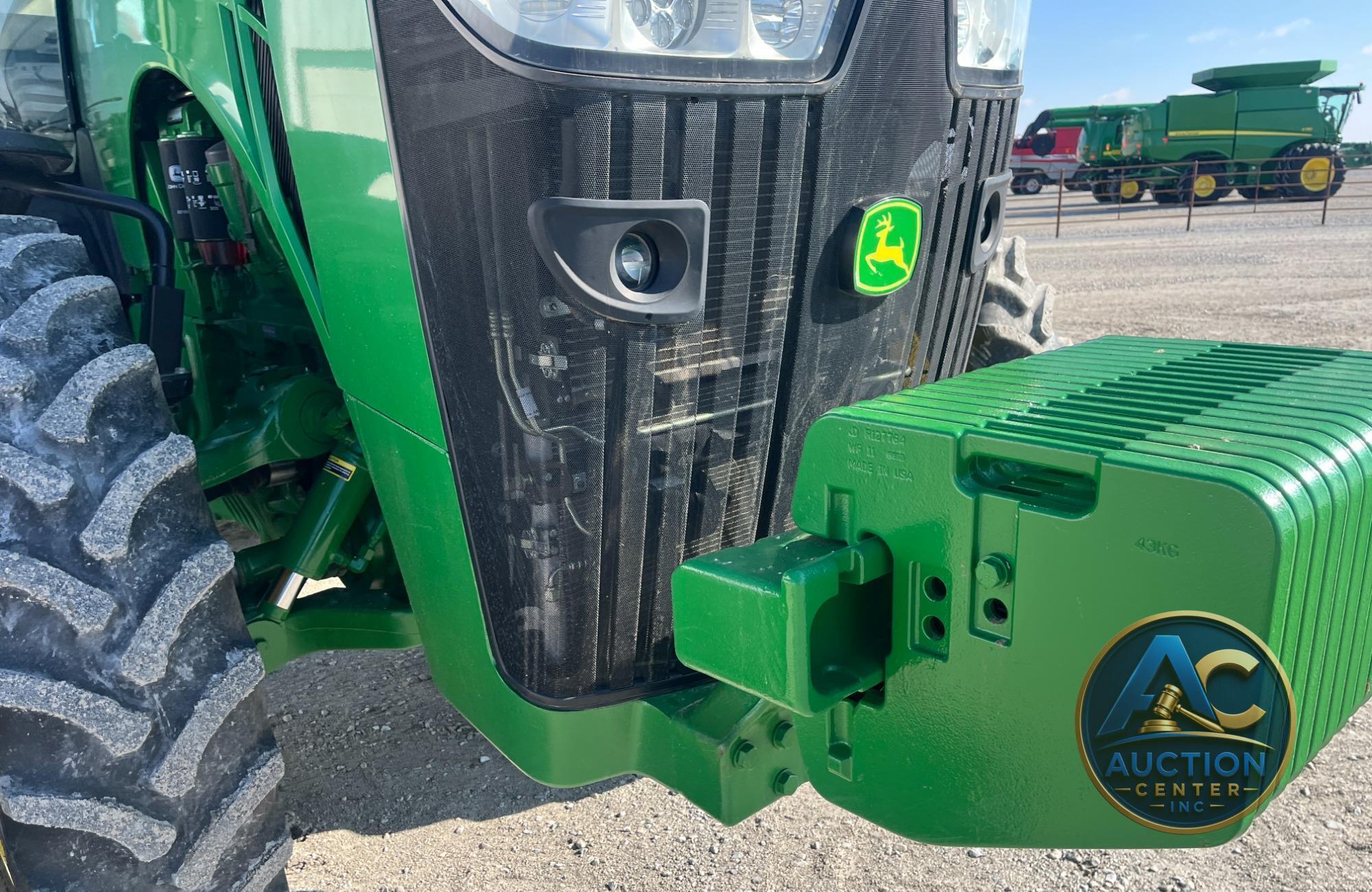 2019 John Deere 8320R