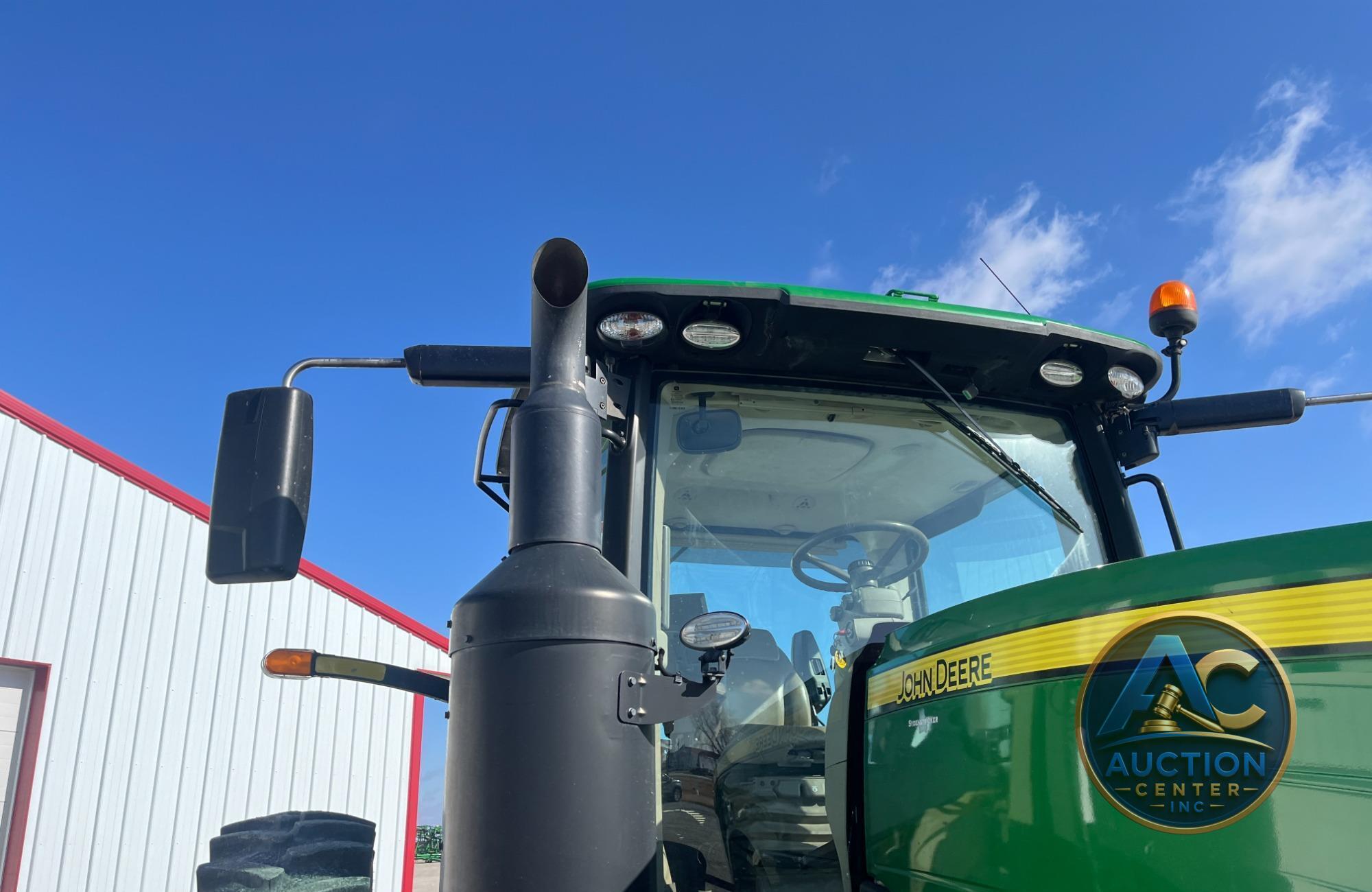 2019 John Deere 8320R