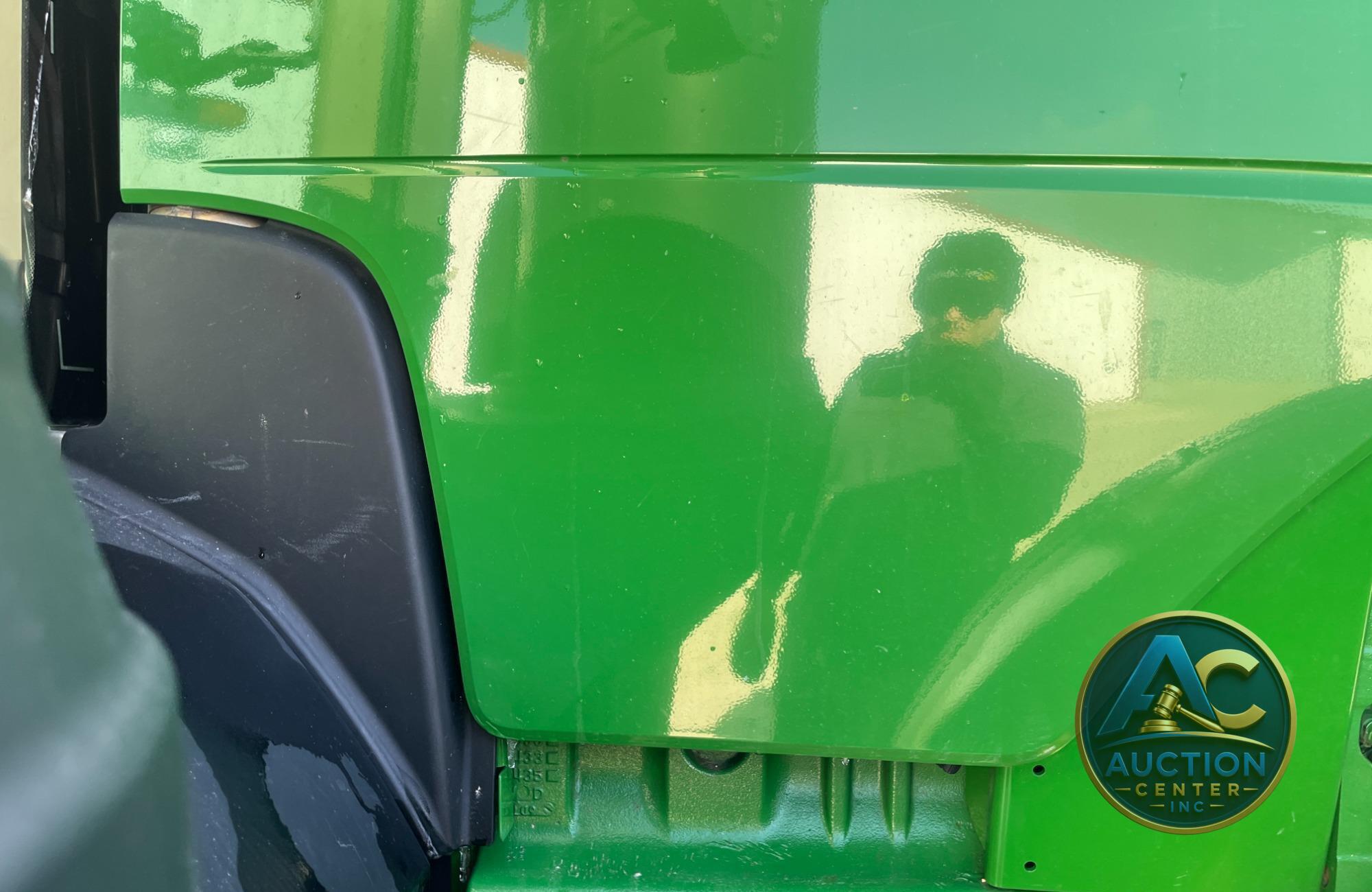 2019 John Deere 8320R