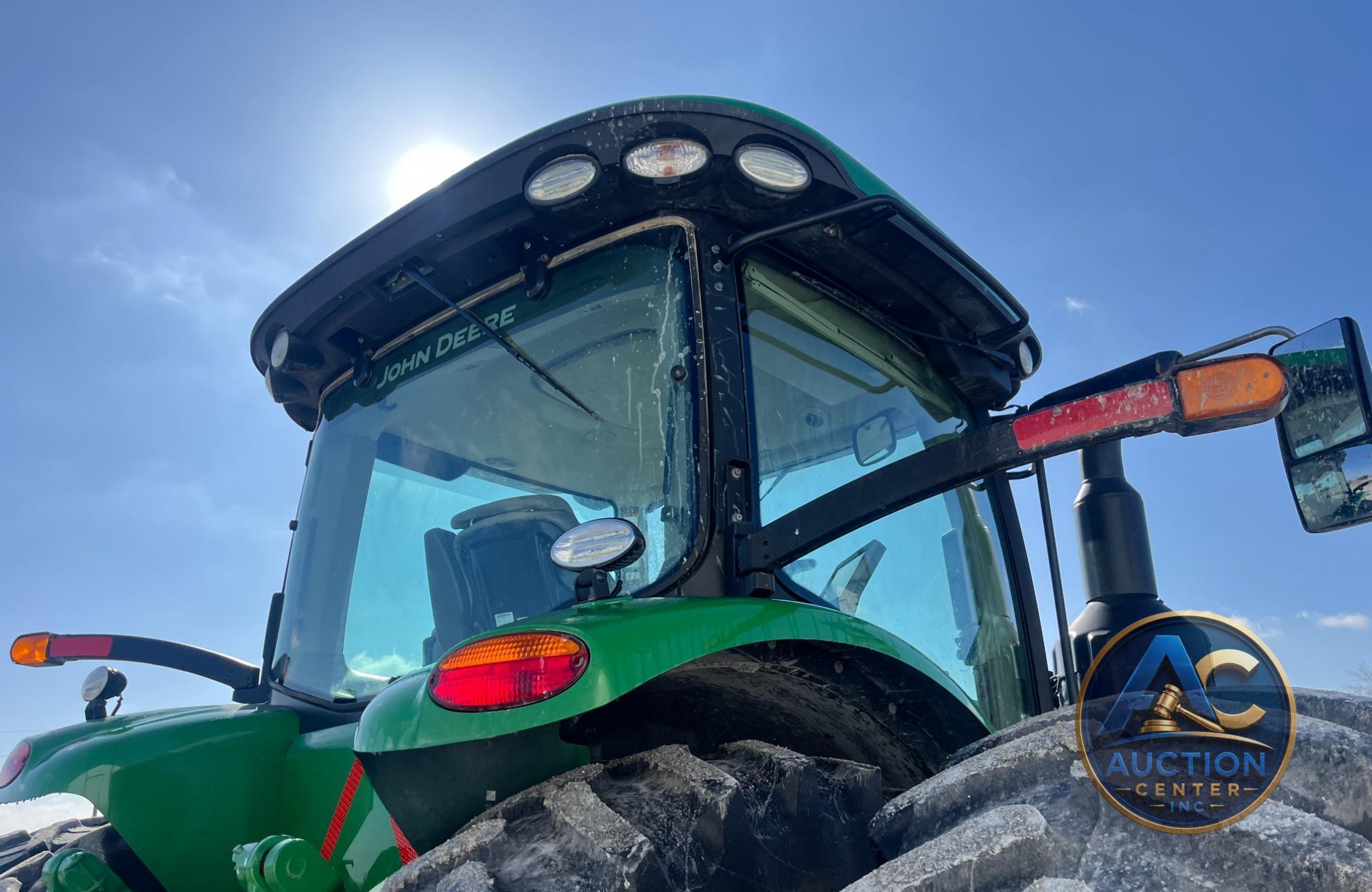 2019 John Deere 8320R