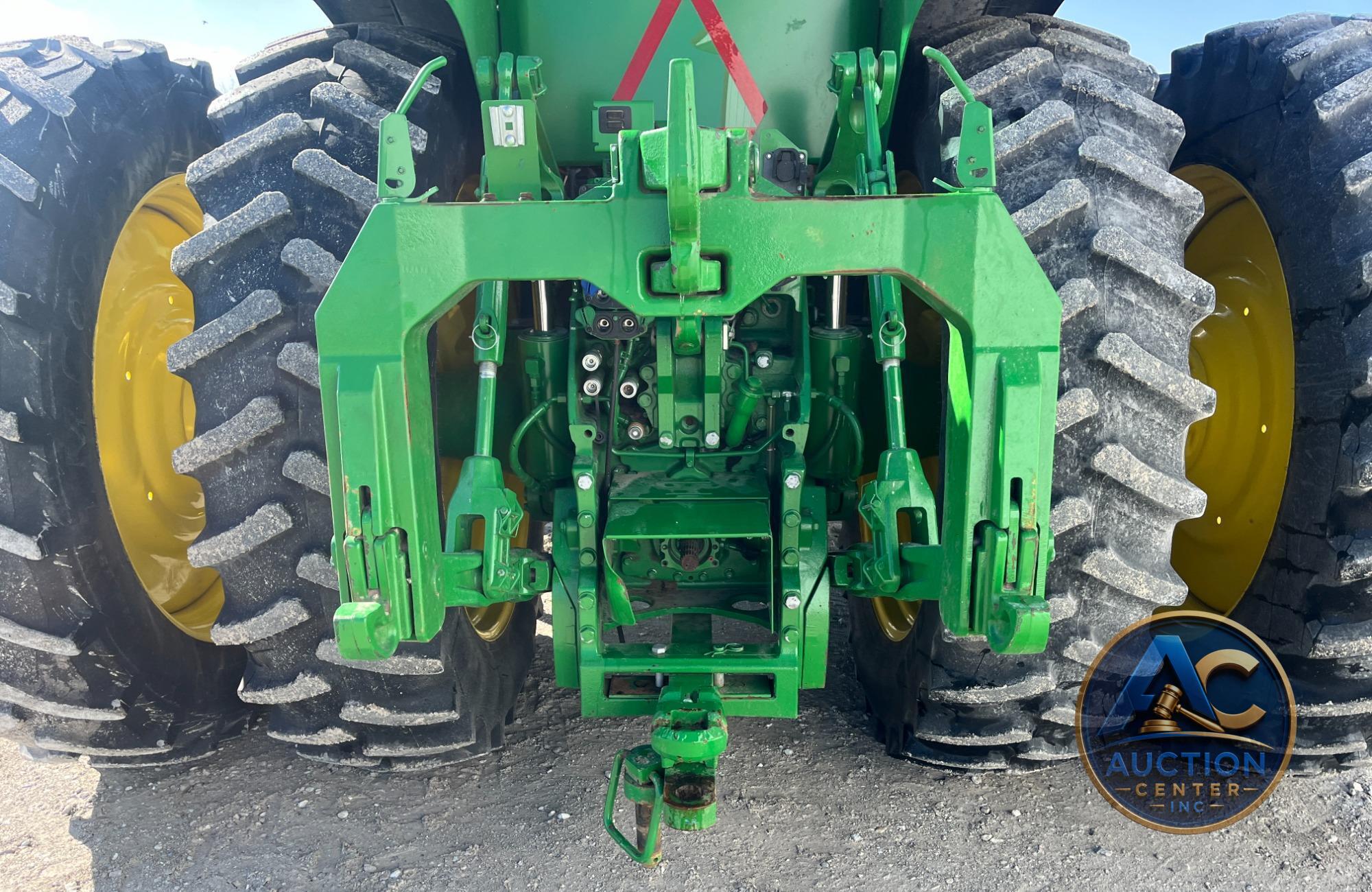 2019 John Deere 8320R