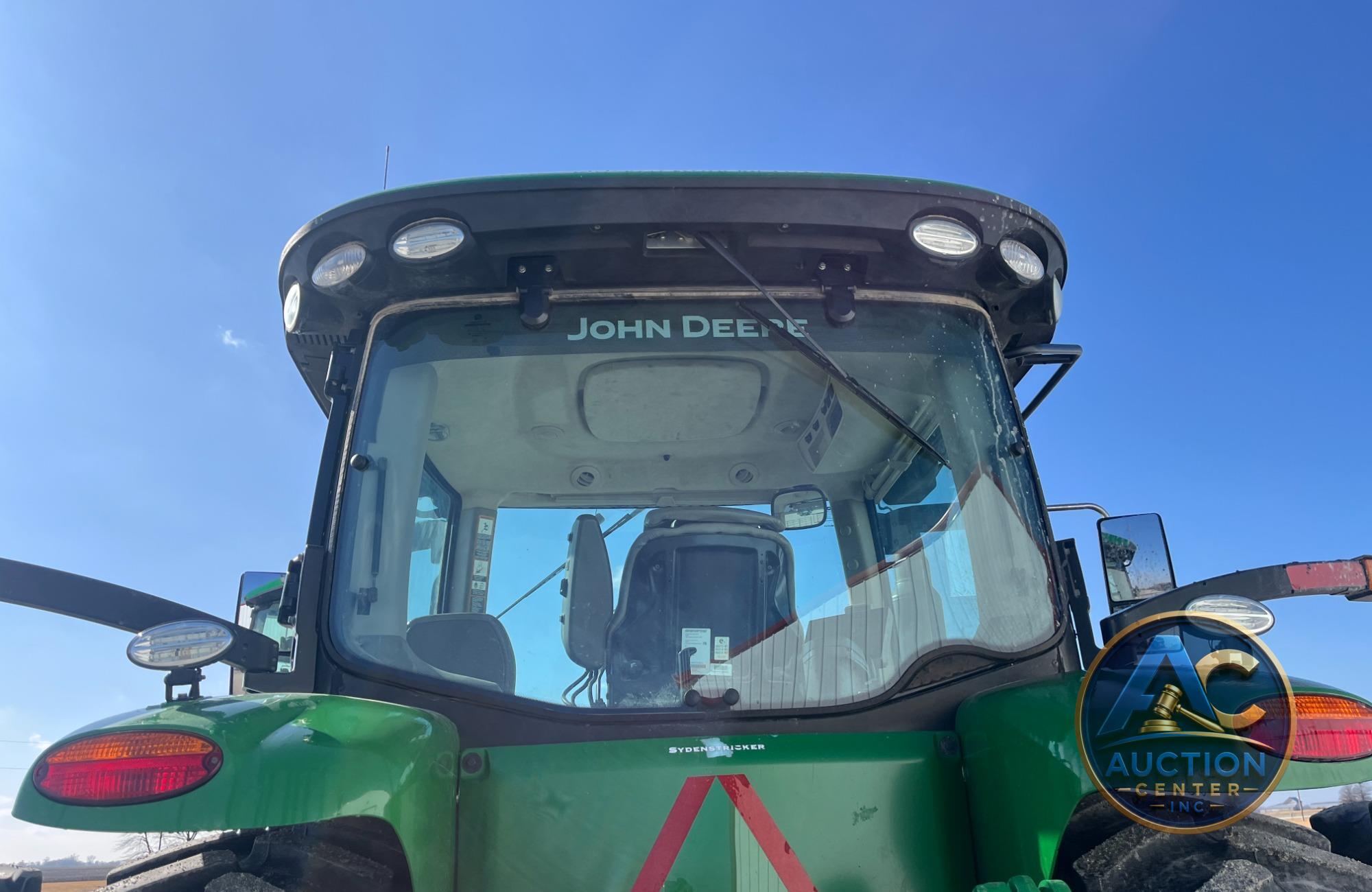 2019 John Deere 8320R