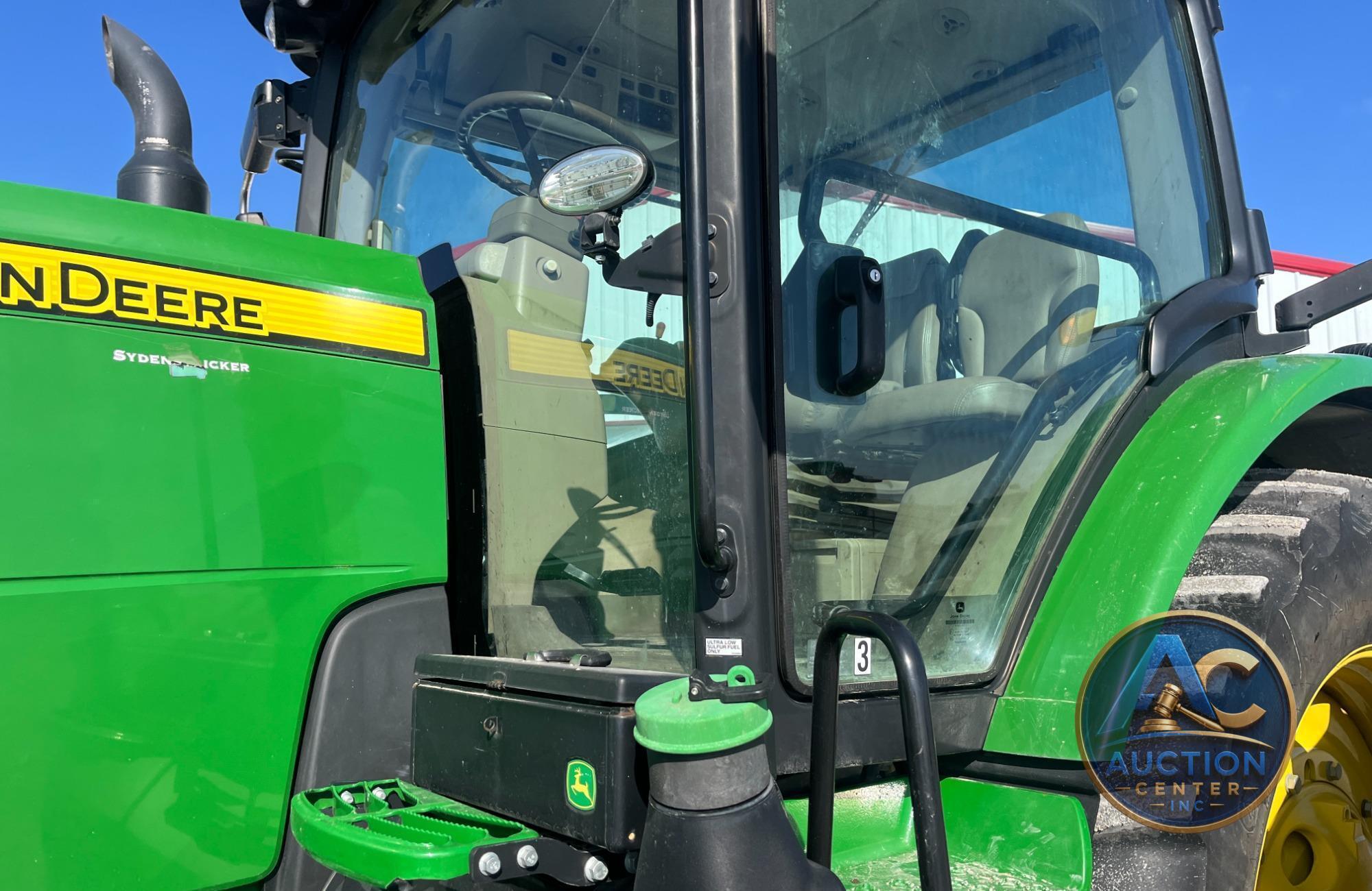 2019 John Deere 8320R
