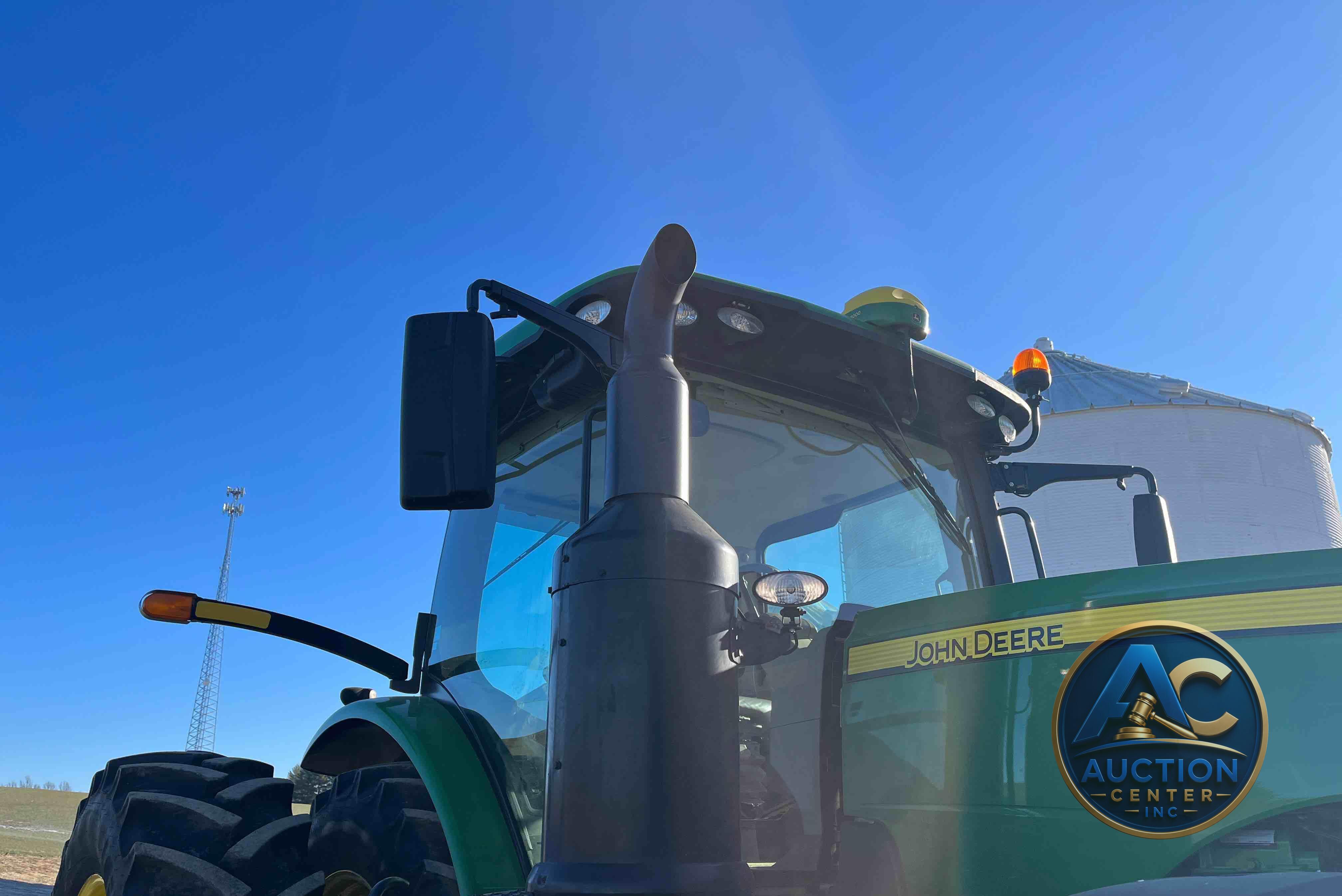 2017 John Deere 8370R