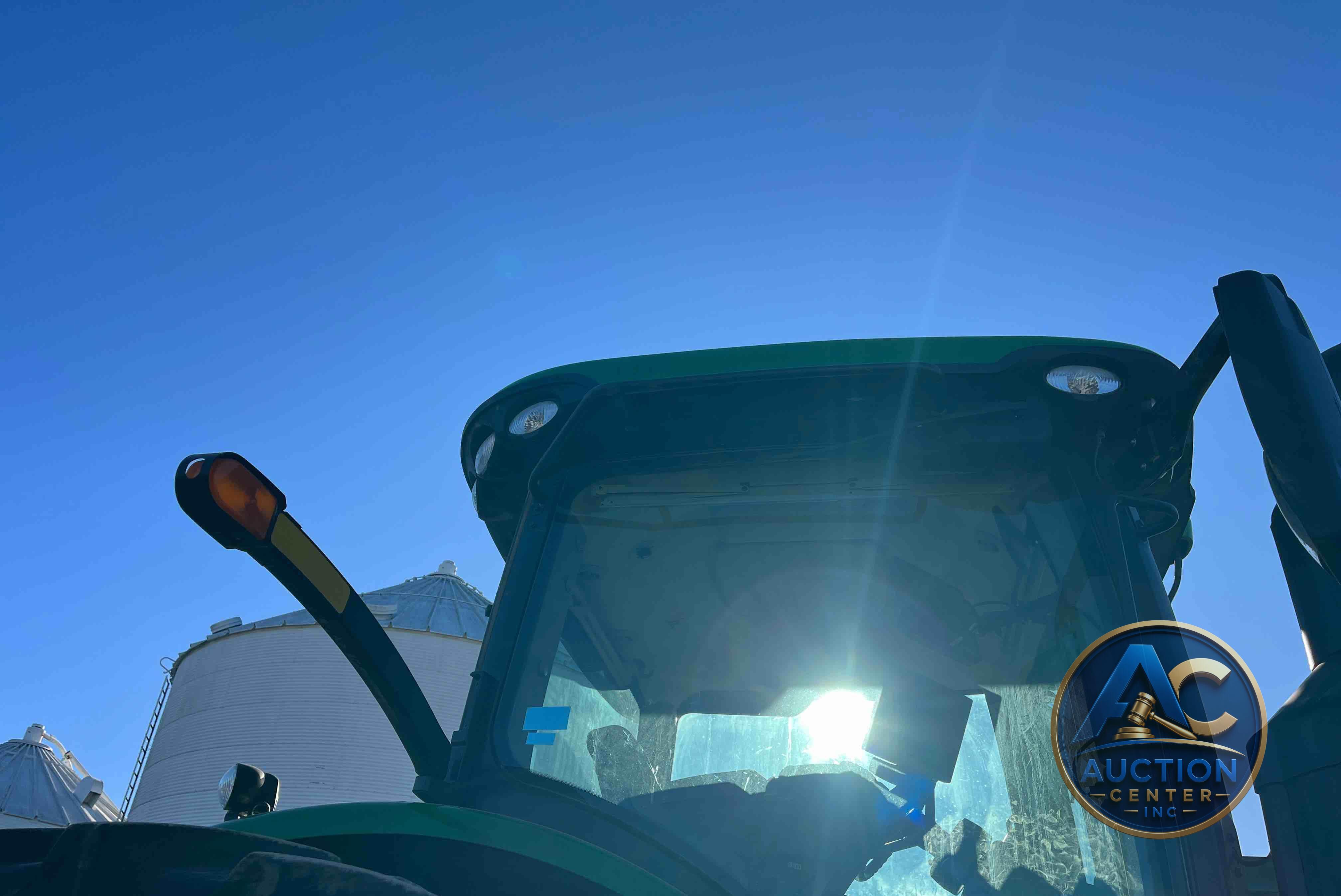 2017 John Deere 8370R