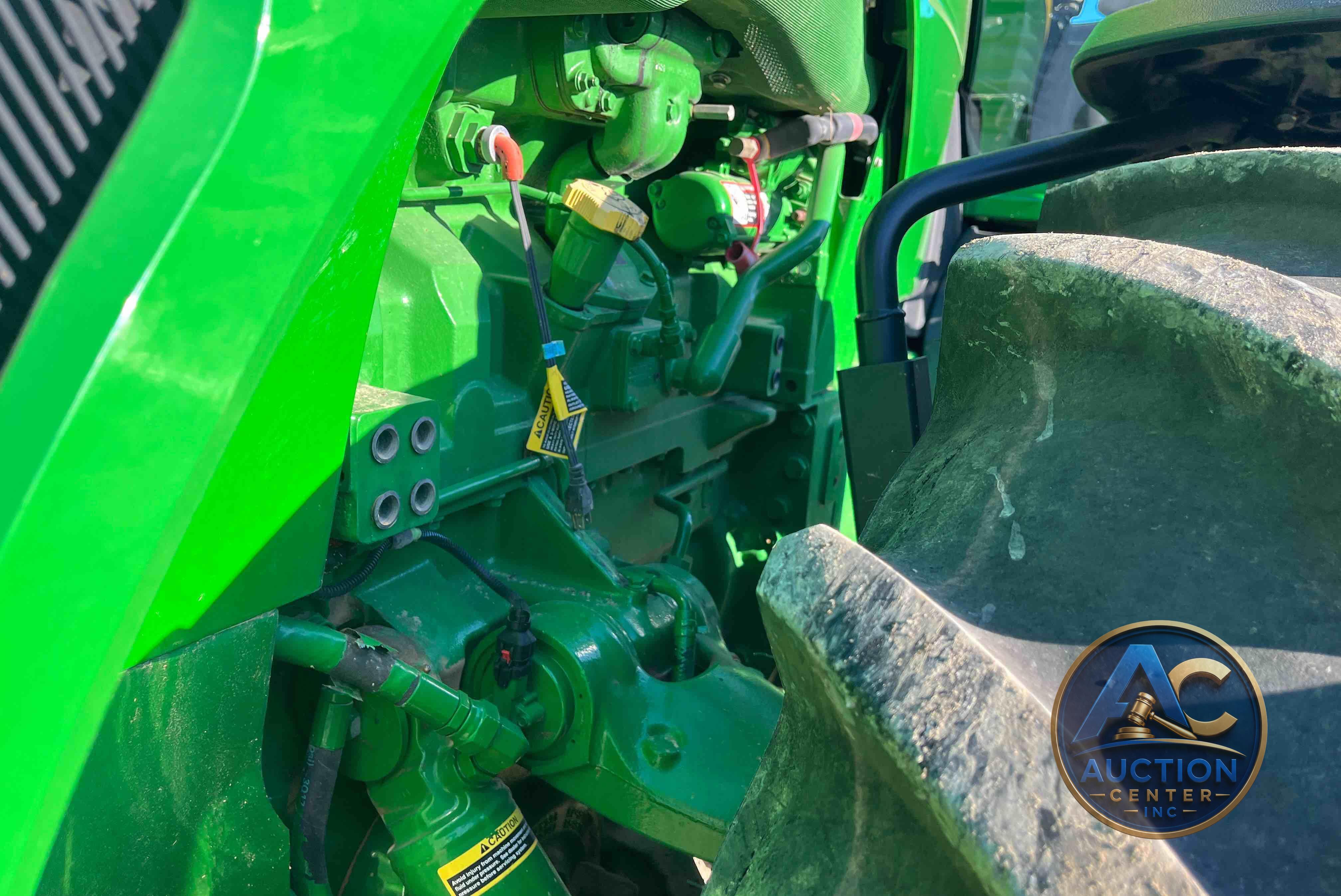 2017 John Deere 8370R