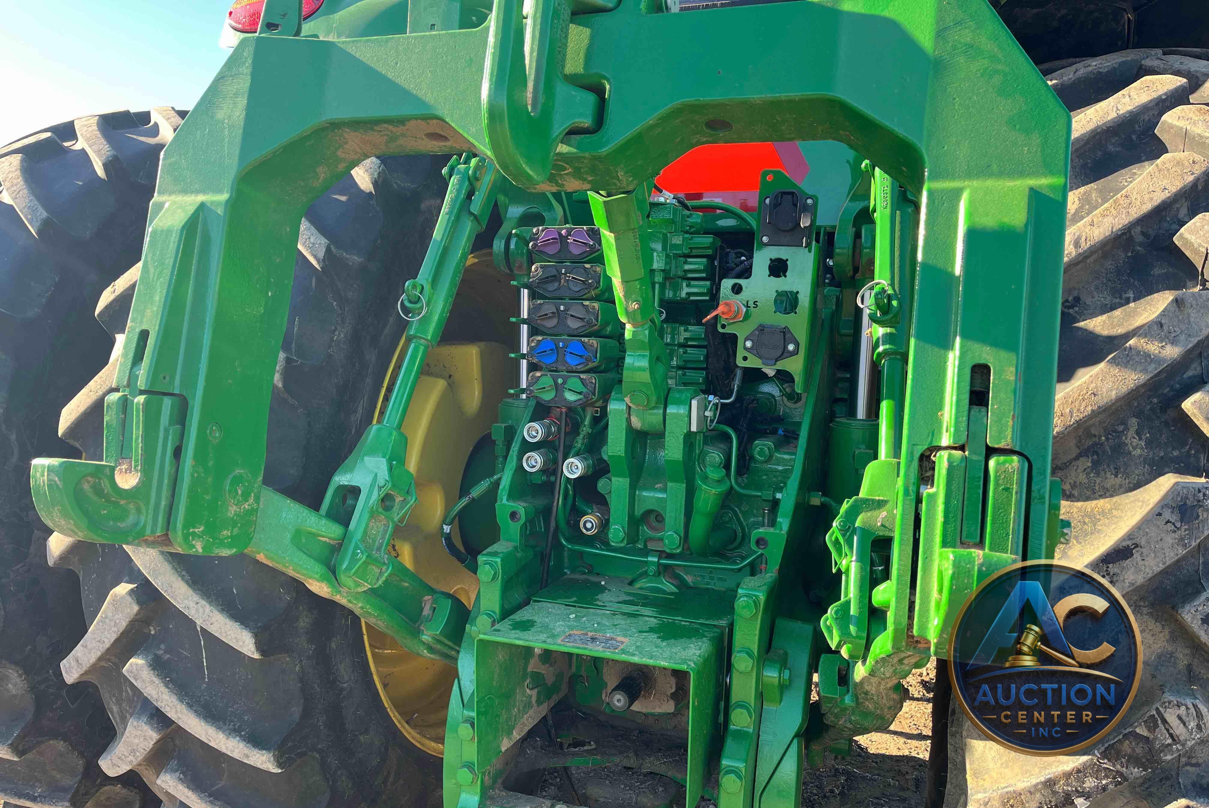 2017 John Deere 8370R
